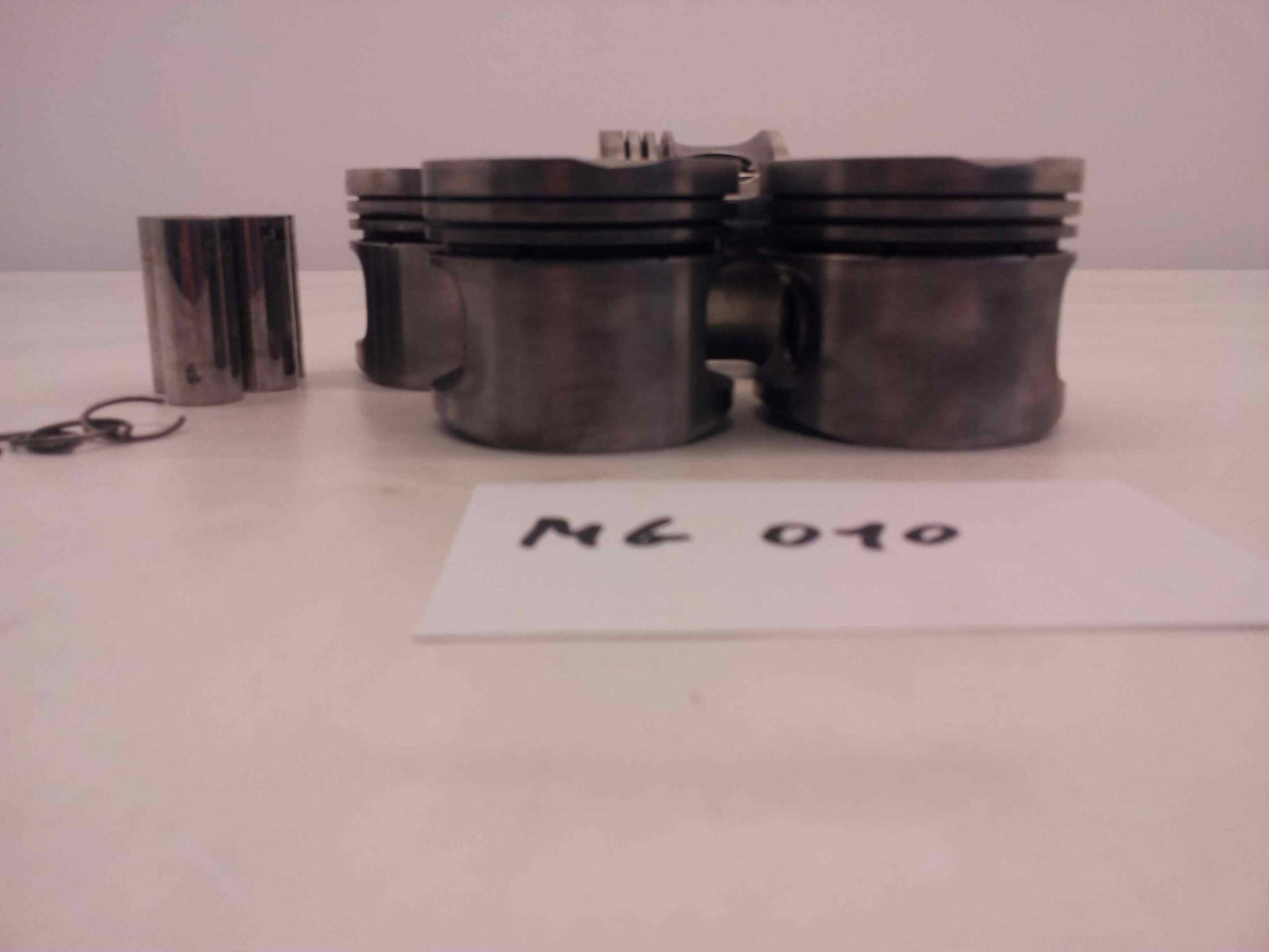 BMW K100 8V 83- Pistoni diam. 67mm n° 4 pezzi - immagine 2