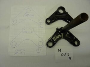 GILERA 98 124 150 piastra sterzo inferiore e superiore con canotto nera nuovo