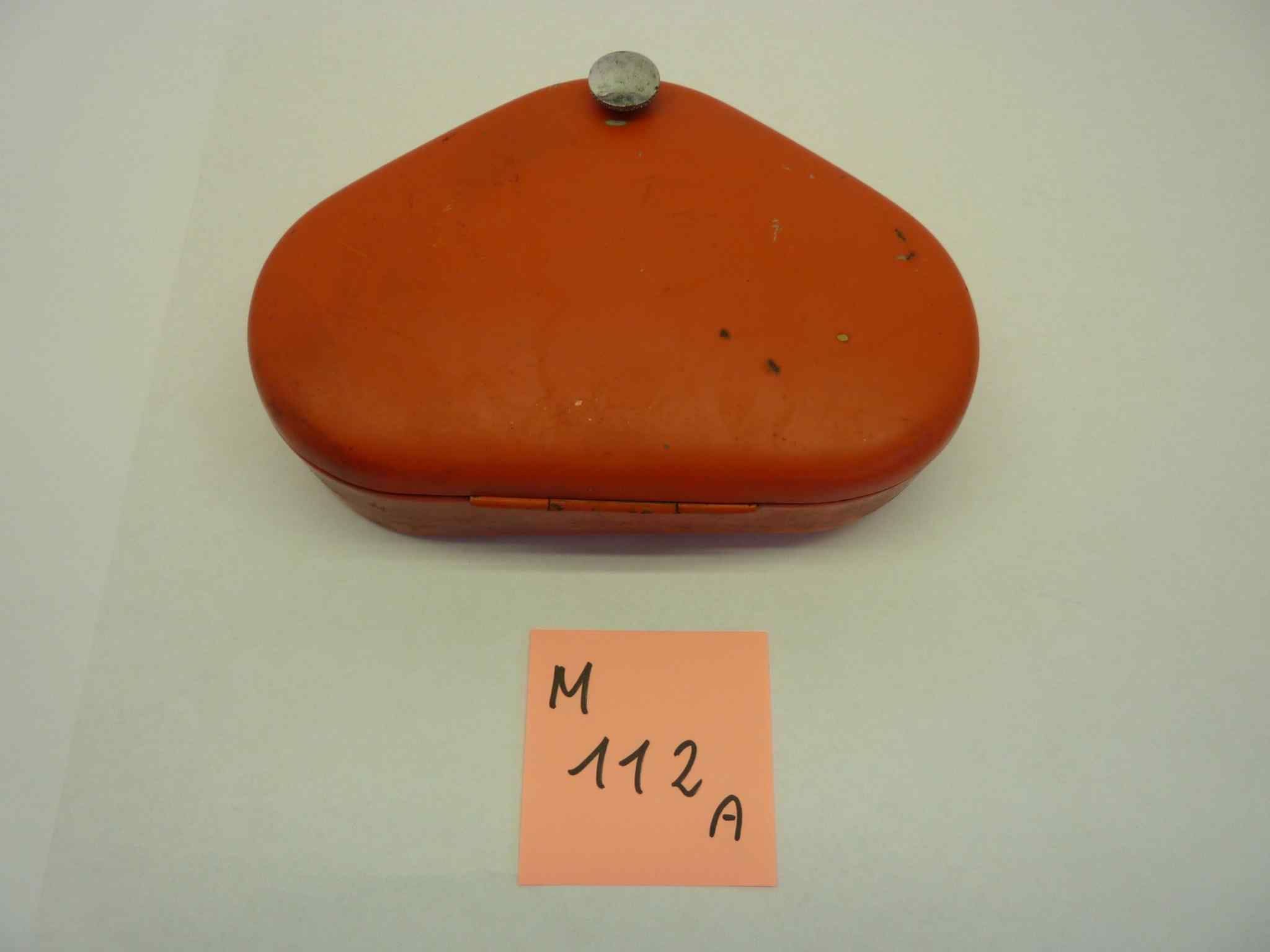 GILERA 150 GIUBILEO bauletto porta oggetti attrezzi sinistro rosso