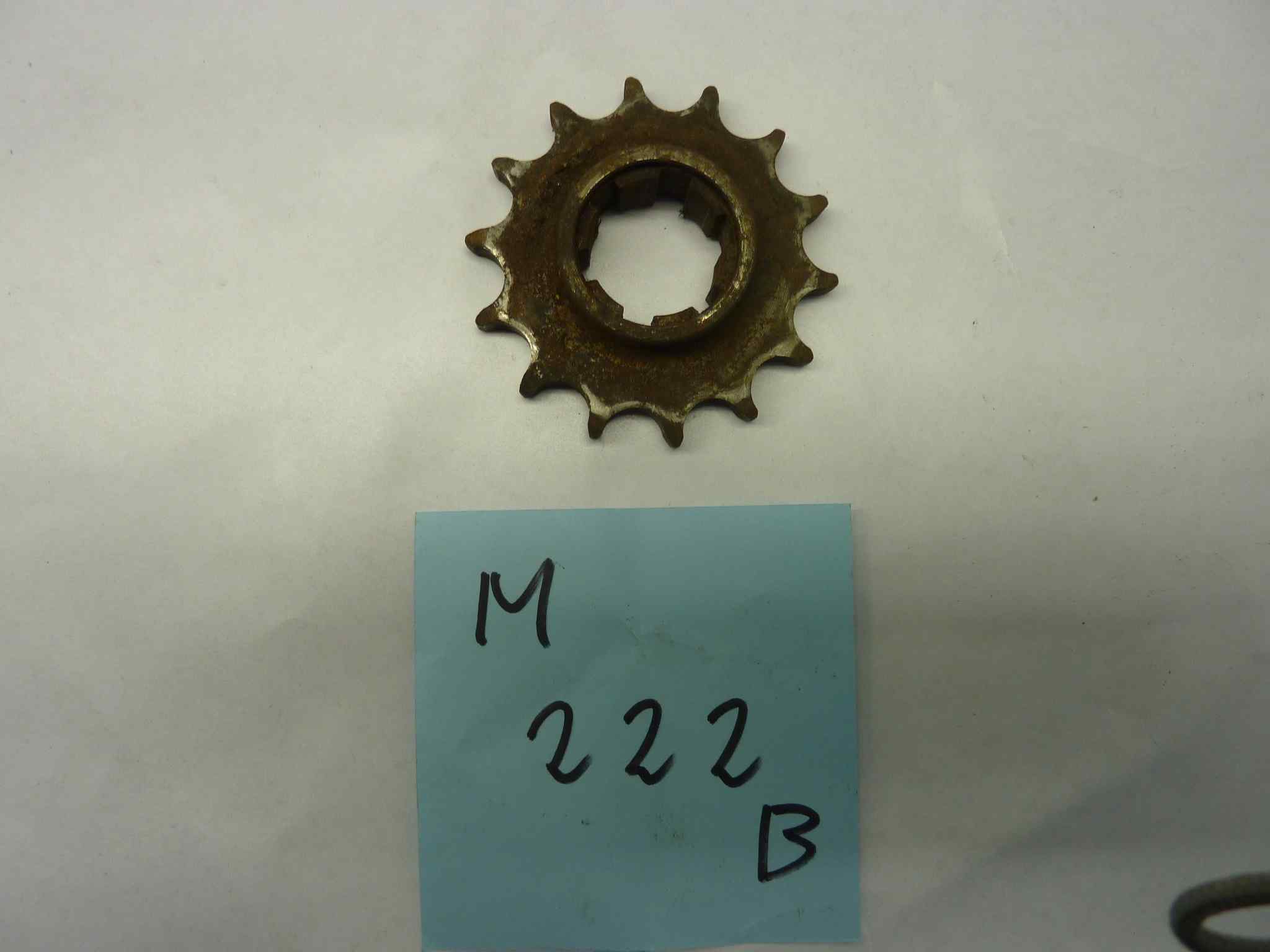 GILERA 300 SECONDA SERIE pignone 14 denti - immagine 4