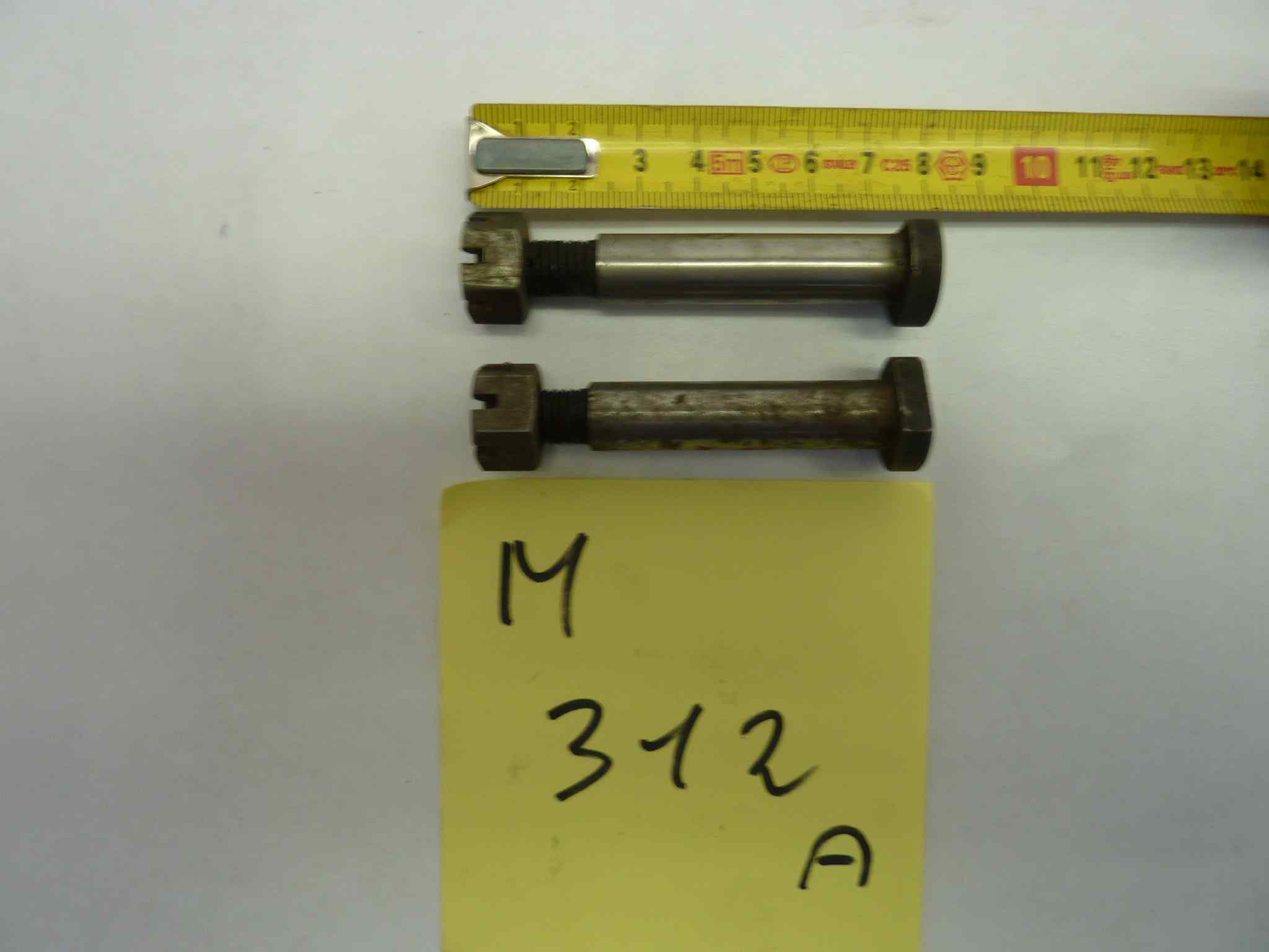 GILERA MOTOFURGONE perno fissaggio biscotto balestra ingrassabile - immagine 2