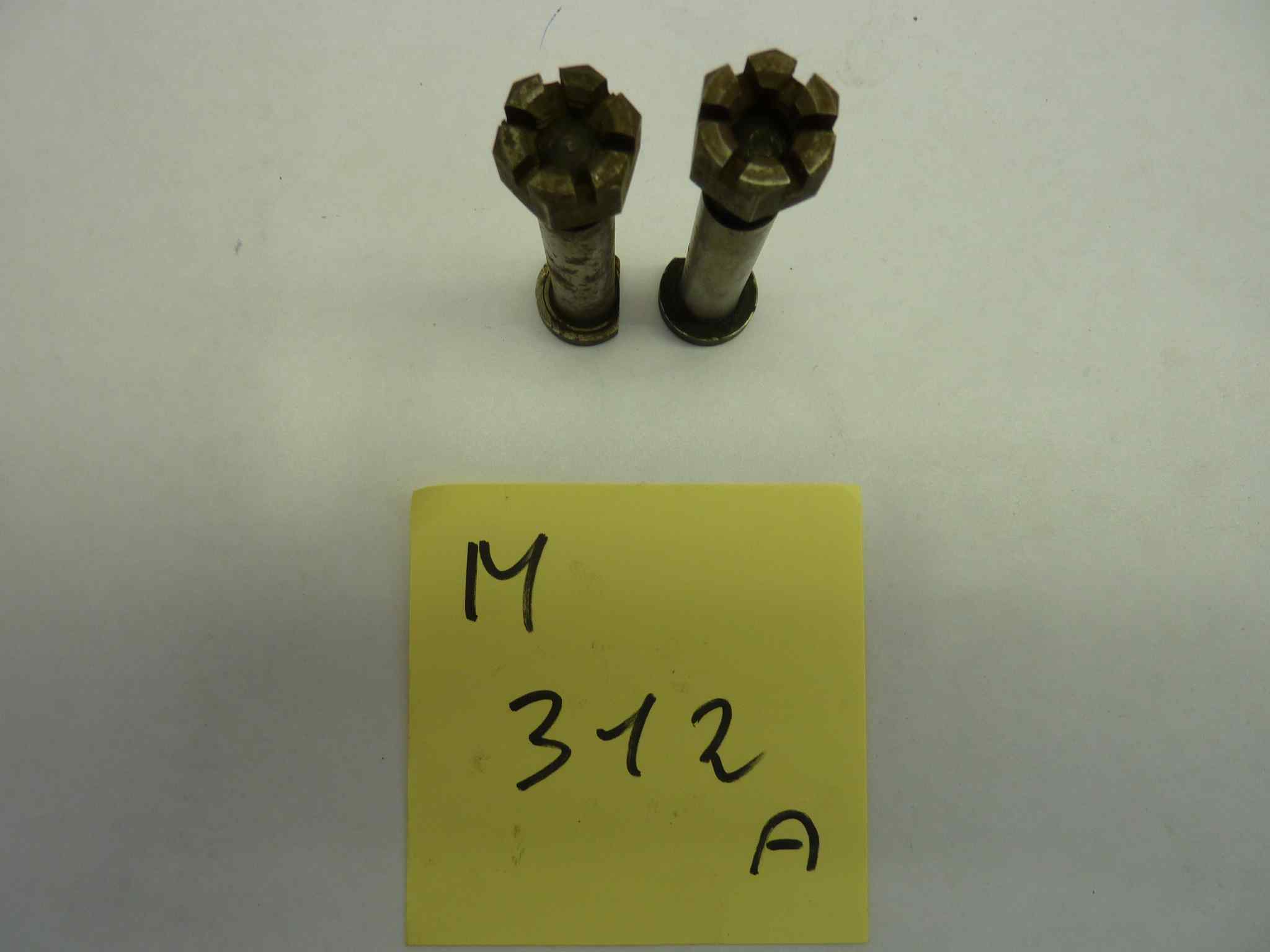 GILERA MOTOFURGONE perno fissaggio biscotto balestra ingrassabile - immagine 6