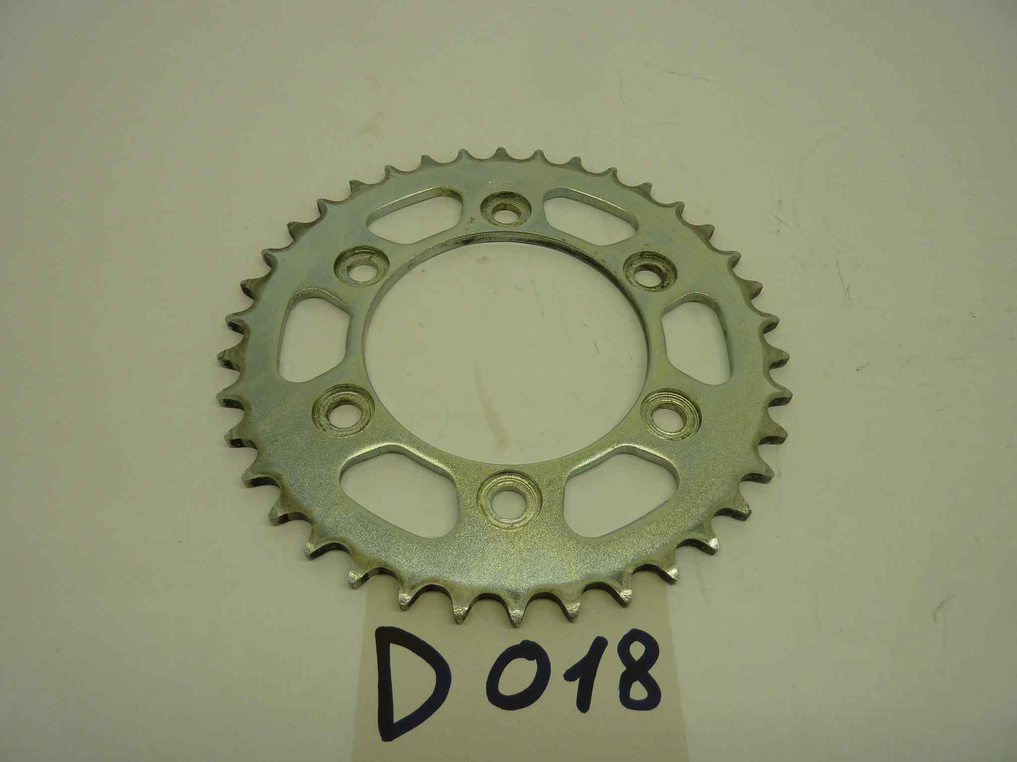 DUCATI MONSTER 600 corona 38 denti cod. Z38A00 usata come nuova