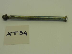 XT 660x 2004 perno supporto motore