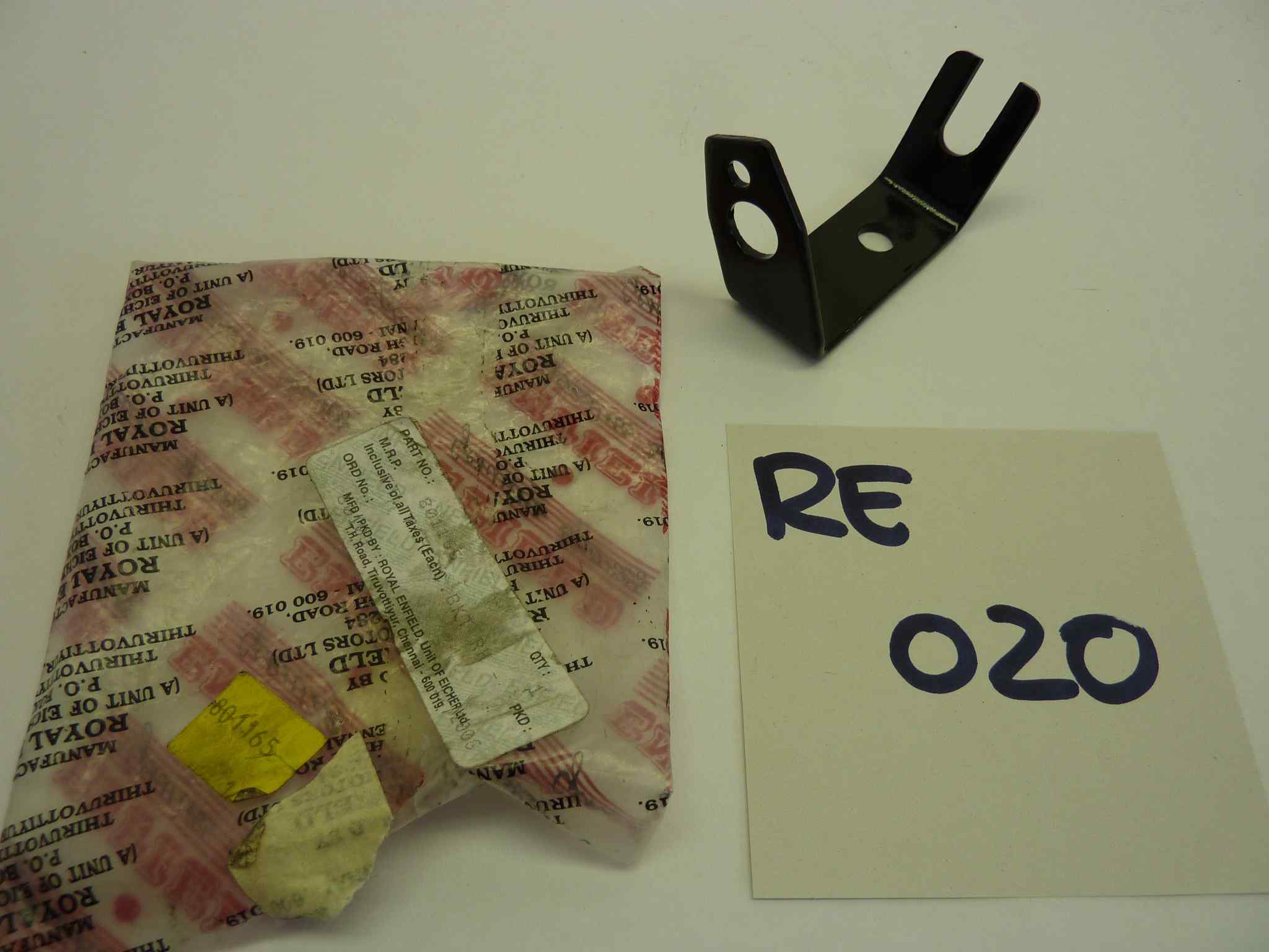 Royal Enfield vari modelli staffa filtro aria