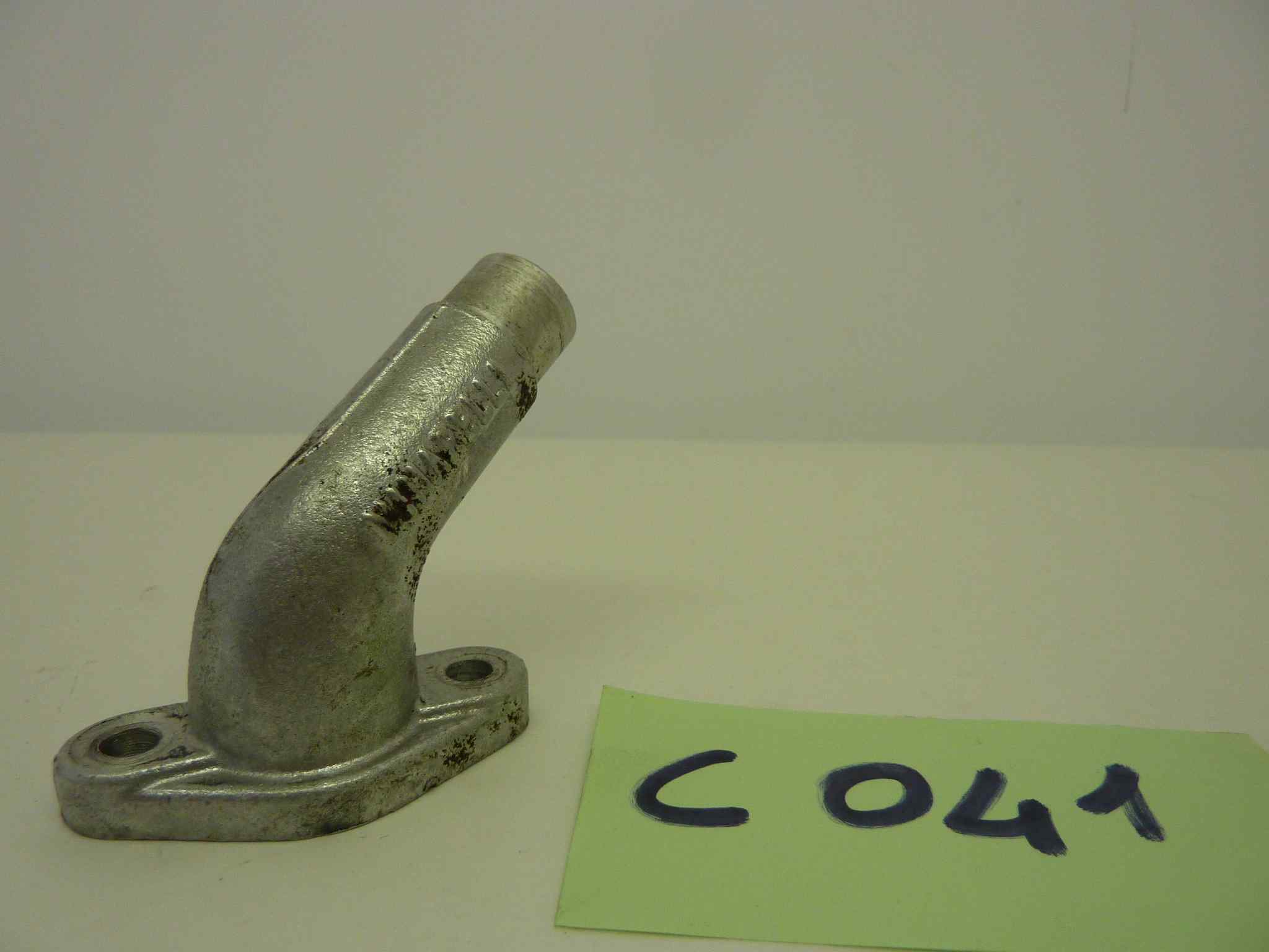 COLLETTORE CARBURATORE MINARELLI diam imbocco 17,5 mm int fori 42