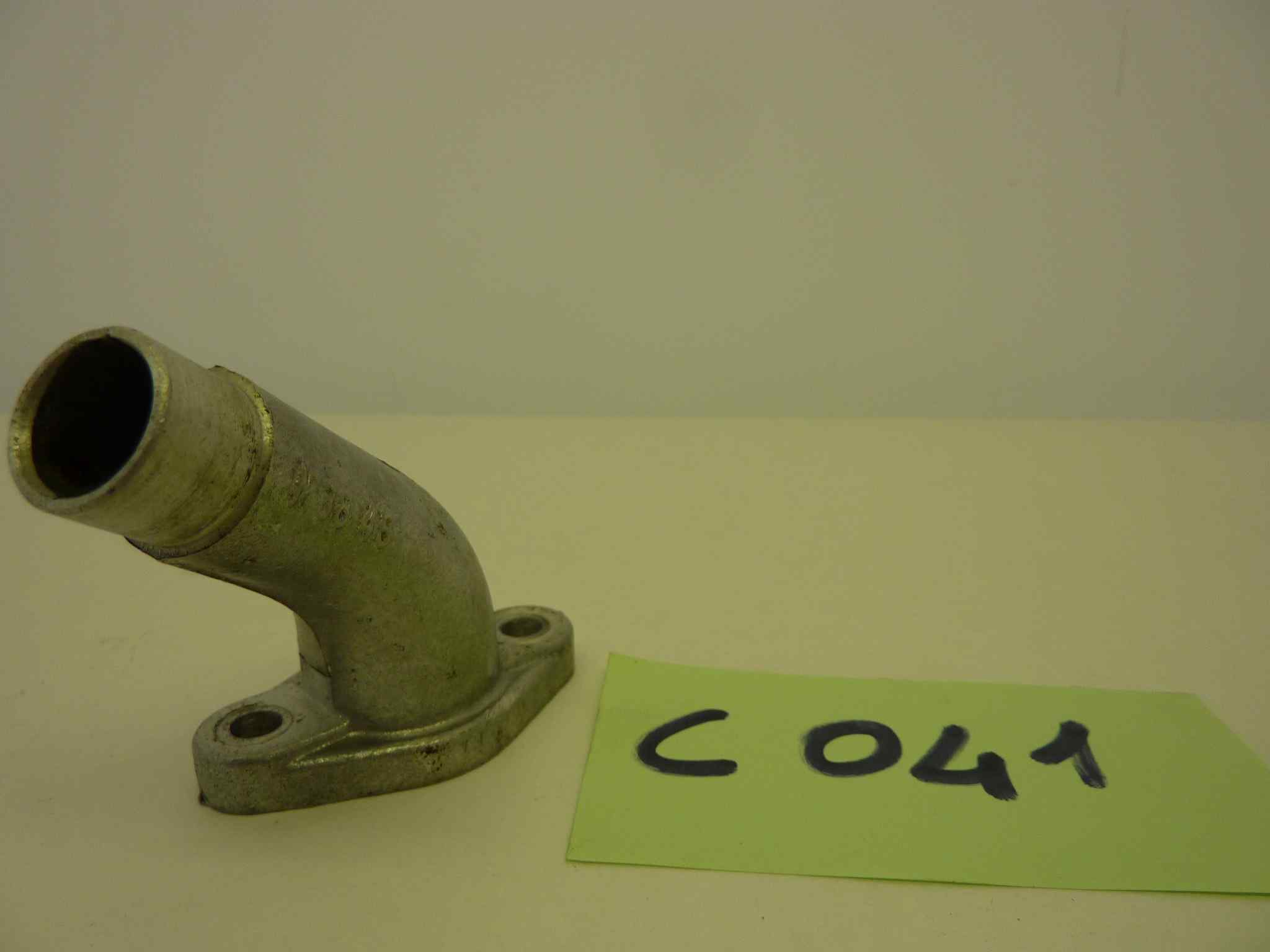 COLLETTORE CARBURATORE MINARELLI diam imbocco 17,5 mm int fori 42 - immagine 2
