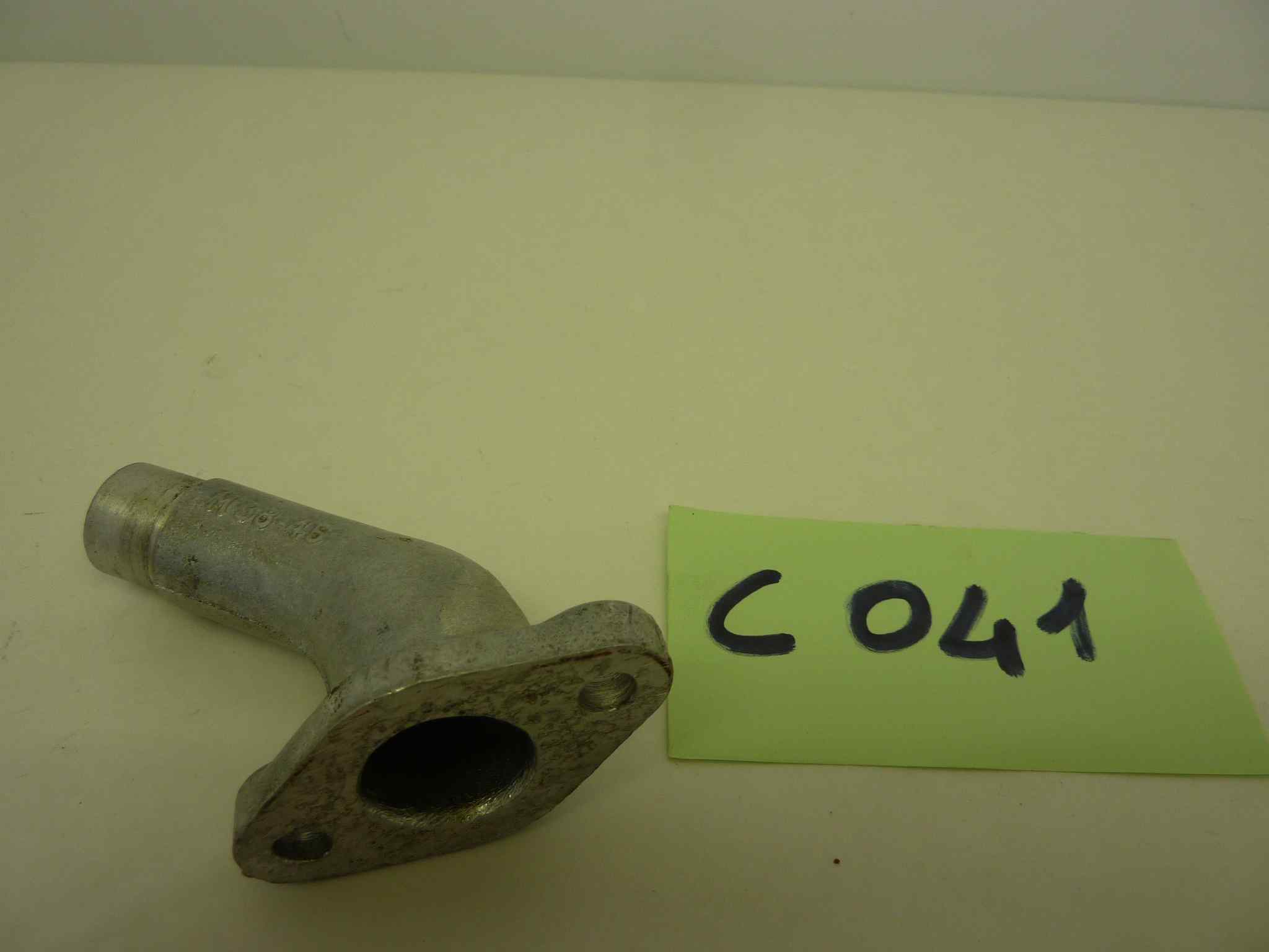 COLLETTORE CARBURATORE MINARELLI diam imbocco 17,5 mm int fori 42 - immagine 3