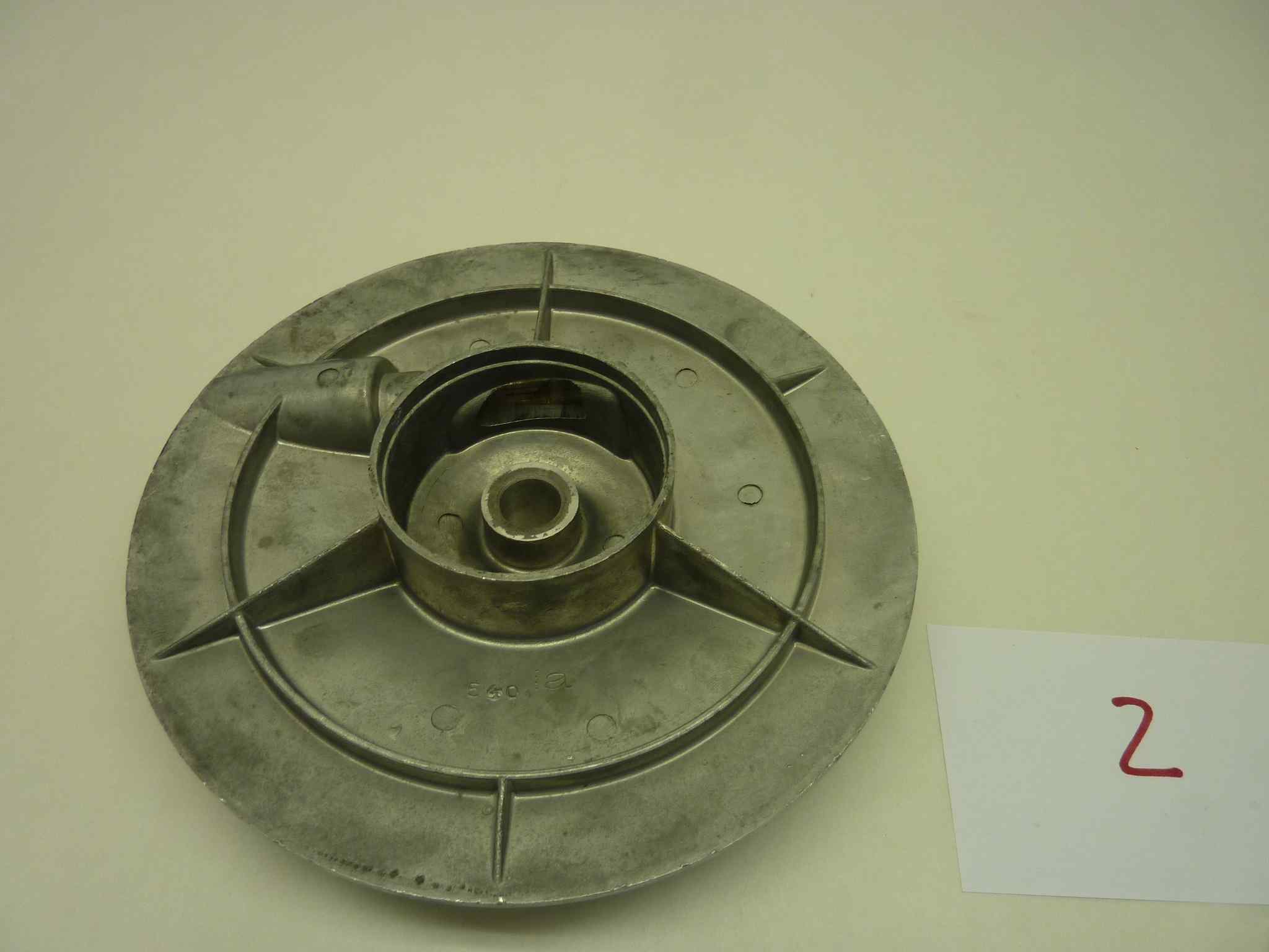 PIATTO MOZZO AMADORI cod 540 diametro 185 mm - foro perno 15 mm DUCATI - immagine 2