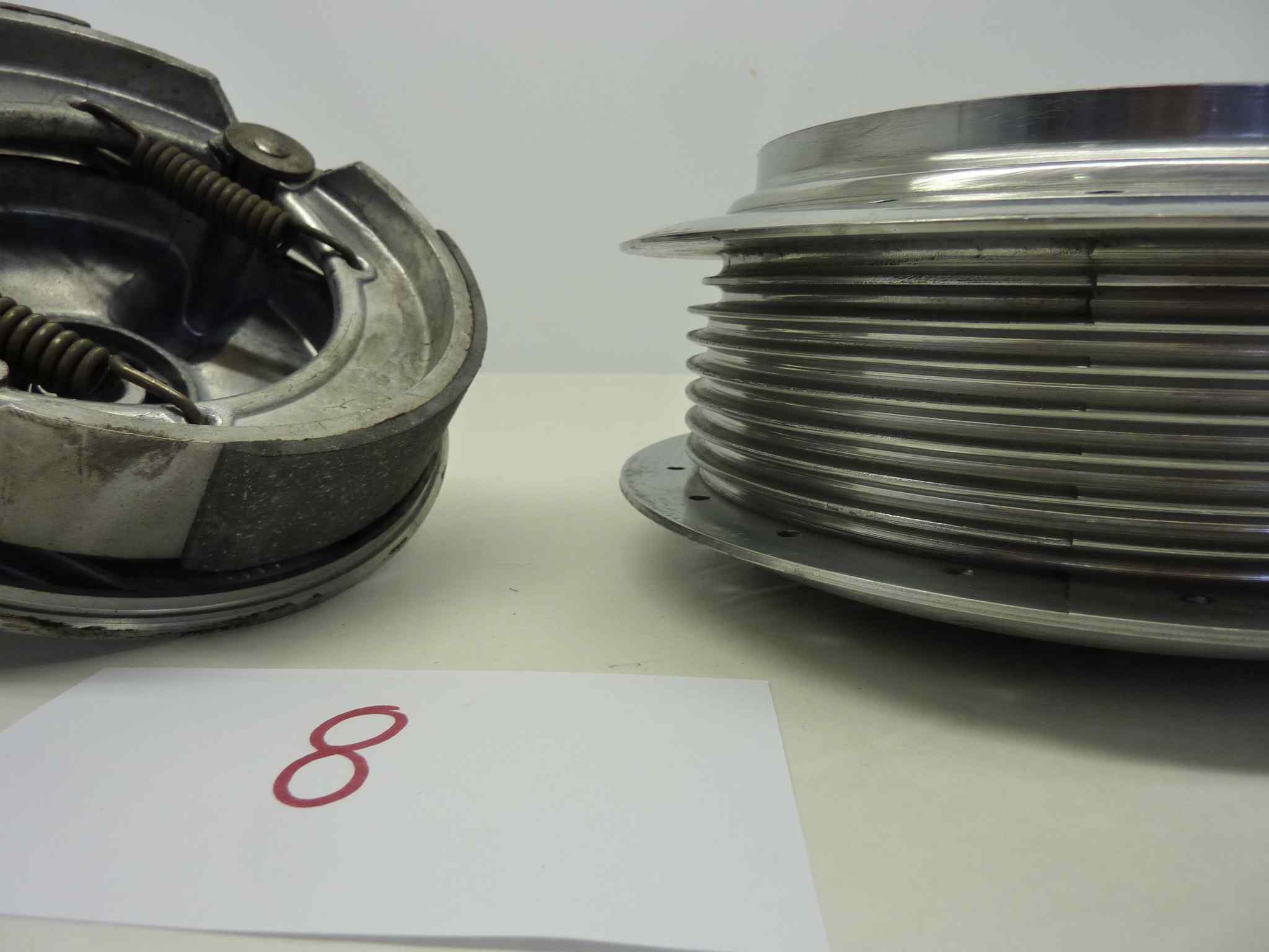 MOZZO POSTERIORE AMADORI CAMPAGNOLO cod 5074 diametro 158 mm - piatto porta ceppi ganasce completo cod 5114 - 36 raggi - immagine 5