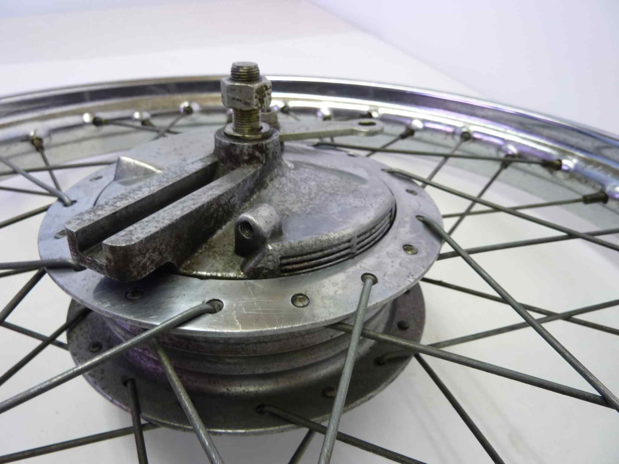 cerchio con MOZZO ANTERIORE NUOVO APRILIA COLIBRIMalaguti PRISMA NEGRINI MINARELLI PERIPOLI TECNOMOTO CERCHIO Pietro Beretta diam 485 mm - immagine 2