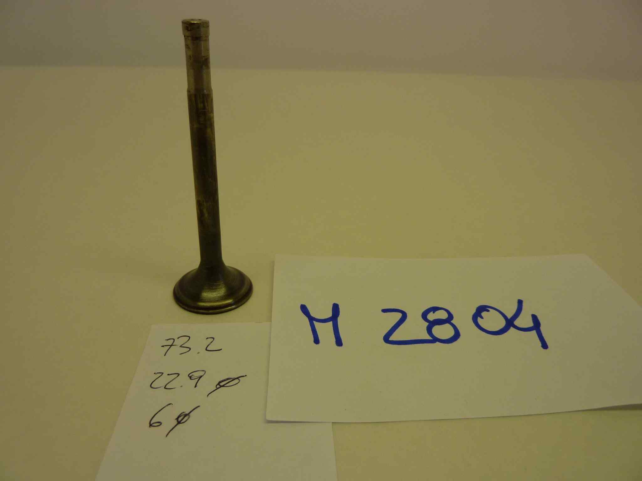 GILERA vari modelli valvola motore aspirazione o scarico Altezza totale 73,2 mm - diam stelo 6 mm - diam testa 22,9 mm