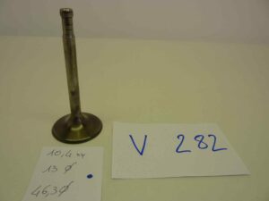 Valvola motore aspirazione o scarico moto epoca Altezza totale  10,4 mm - diam stelo 13 mm - diam testa 46,3 mm