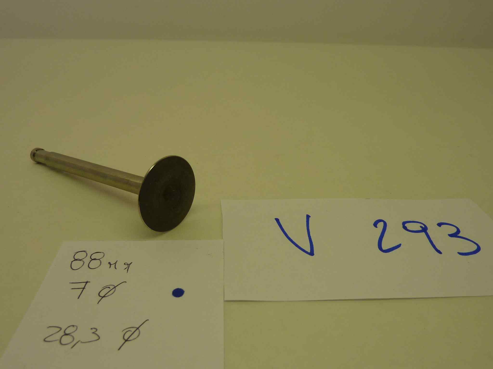 Valvola motore aspirazione o scarico moto epoca Altezza totale 88,0 mm - diam stelo 7 mm - diam testa 28,3 mm - immagine 2