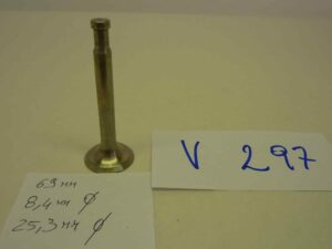 Valvola motore aspirazione o scarico moto epoca Altezza totale  69,0 mm - diam stelo 8,4 mm - diam testa 25,3 mm