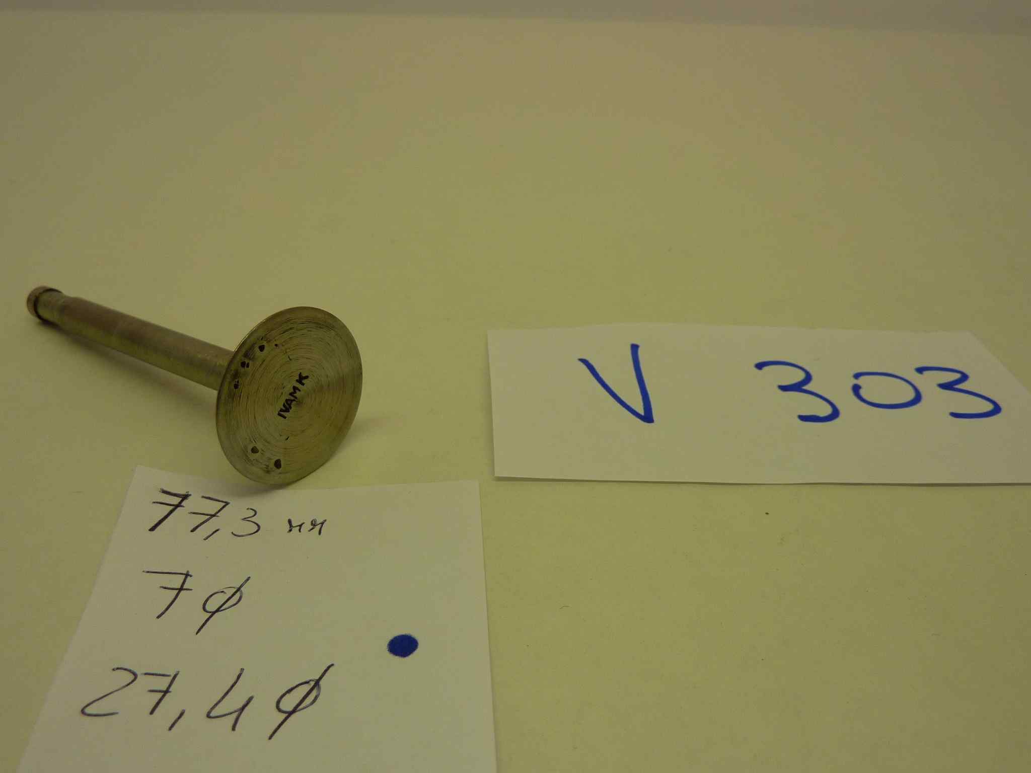 Valvola motore aspirazione o scarico moto epoca Altezza totale 77,3 mm - diam stelo 7 mm - diam testa 27,4 mm IVAM K - immagine 2