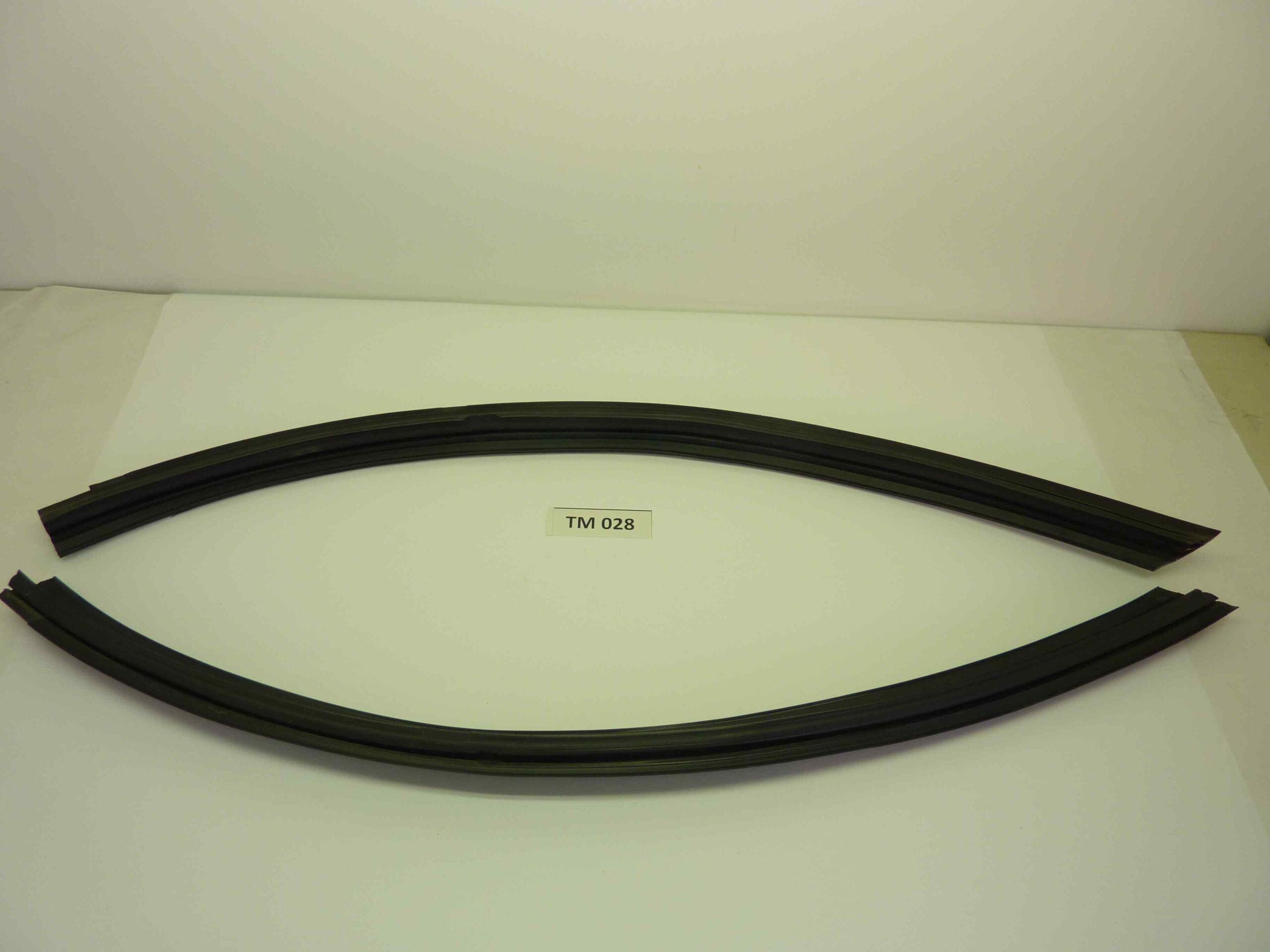 BMW C1 125 200 COPPIA MODANATURE VETRO ANTERIORE COD - immagine 2
