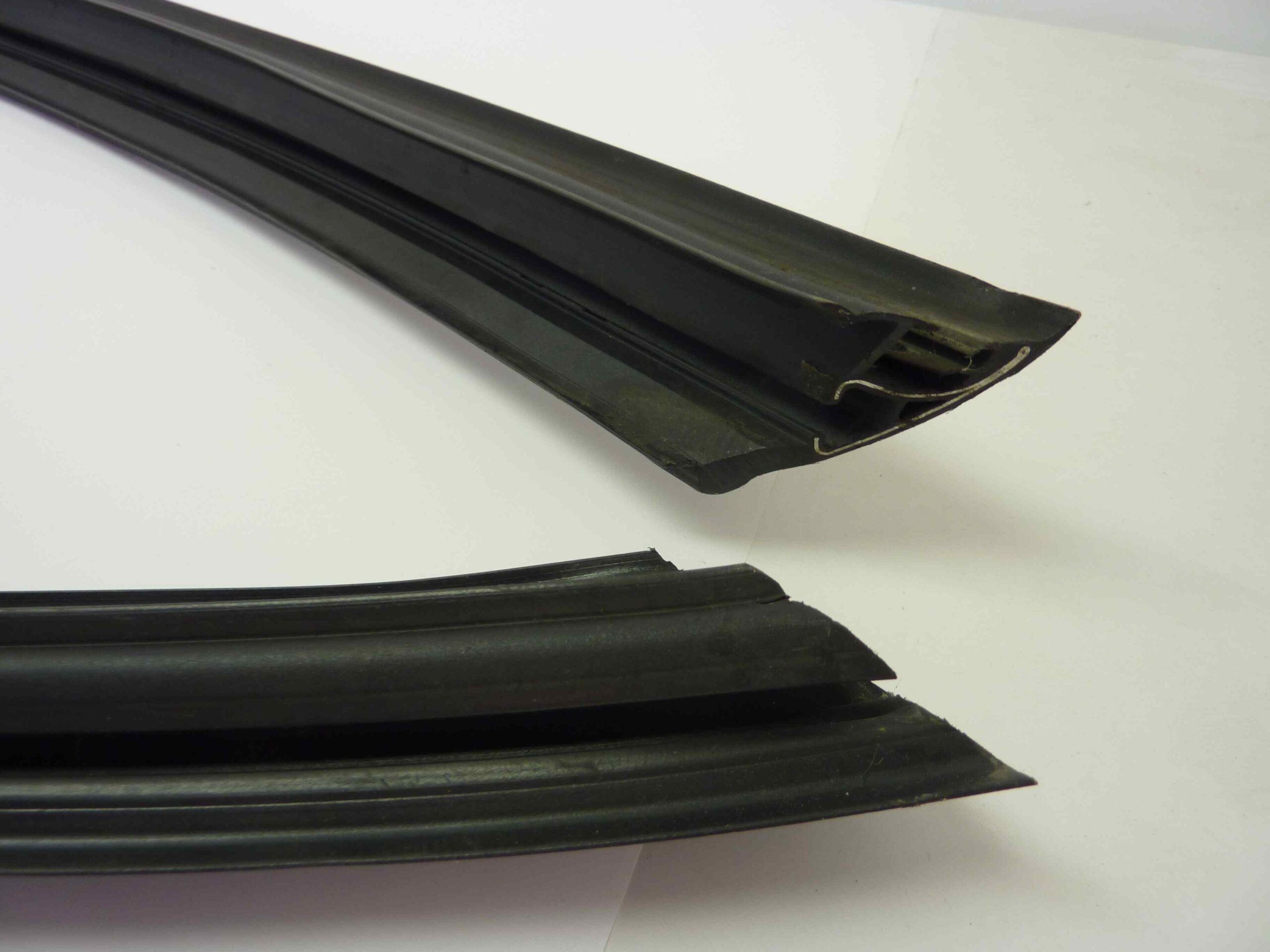 BMW C1 125 200 COPPIA MODANATURE VETRO ANTERIORE COD - immagine 3