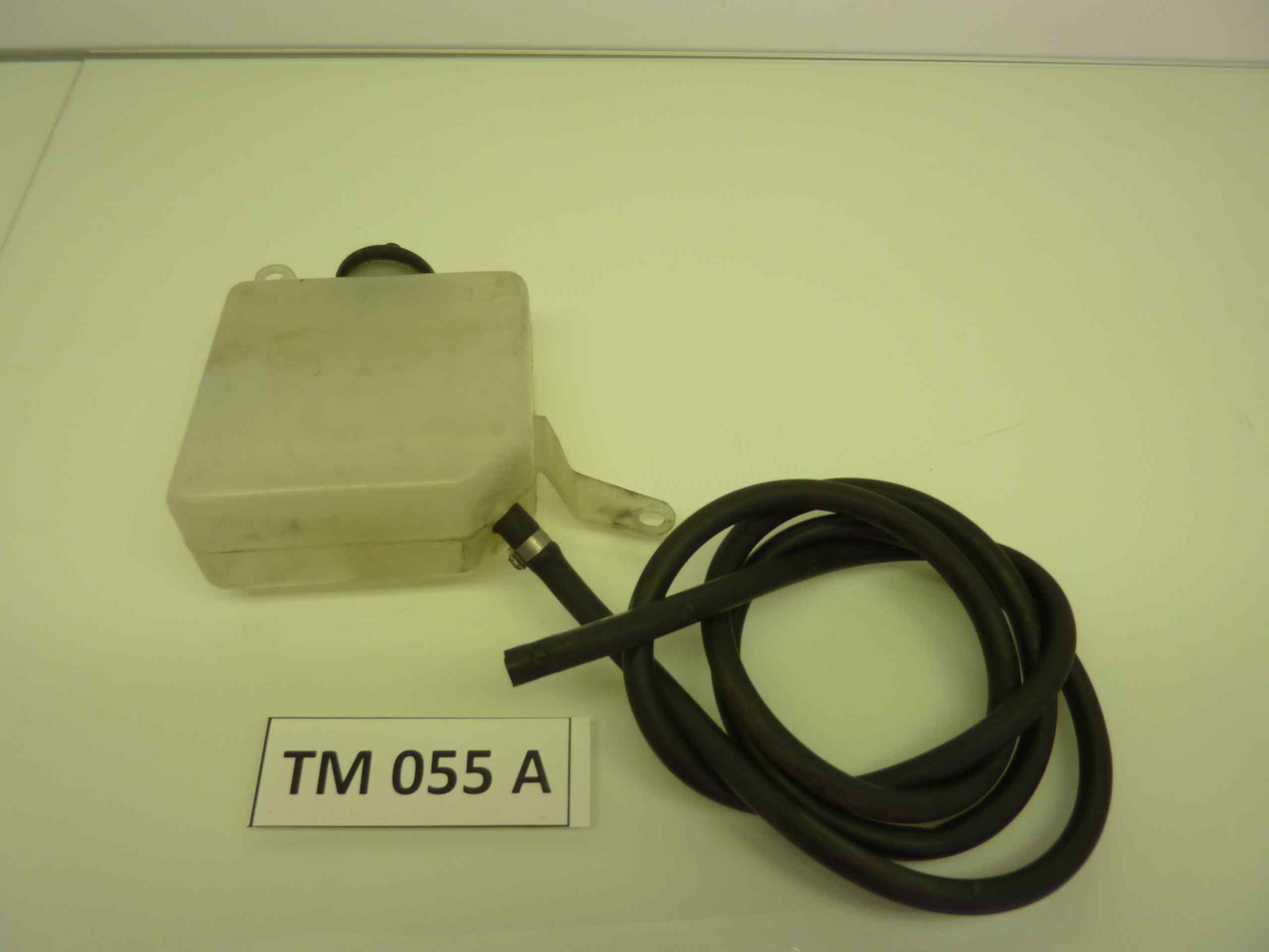 BMW C1 125 200 SERBATOIO LIQUIDO RAFFREDDAMENTO COD 1343027