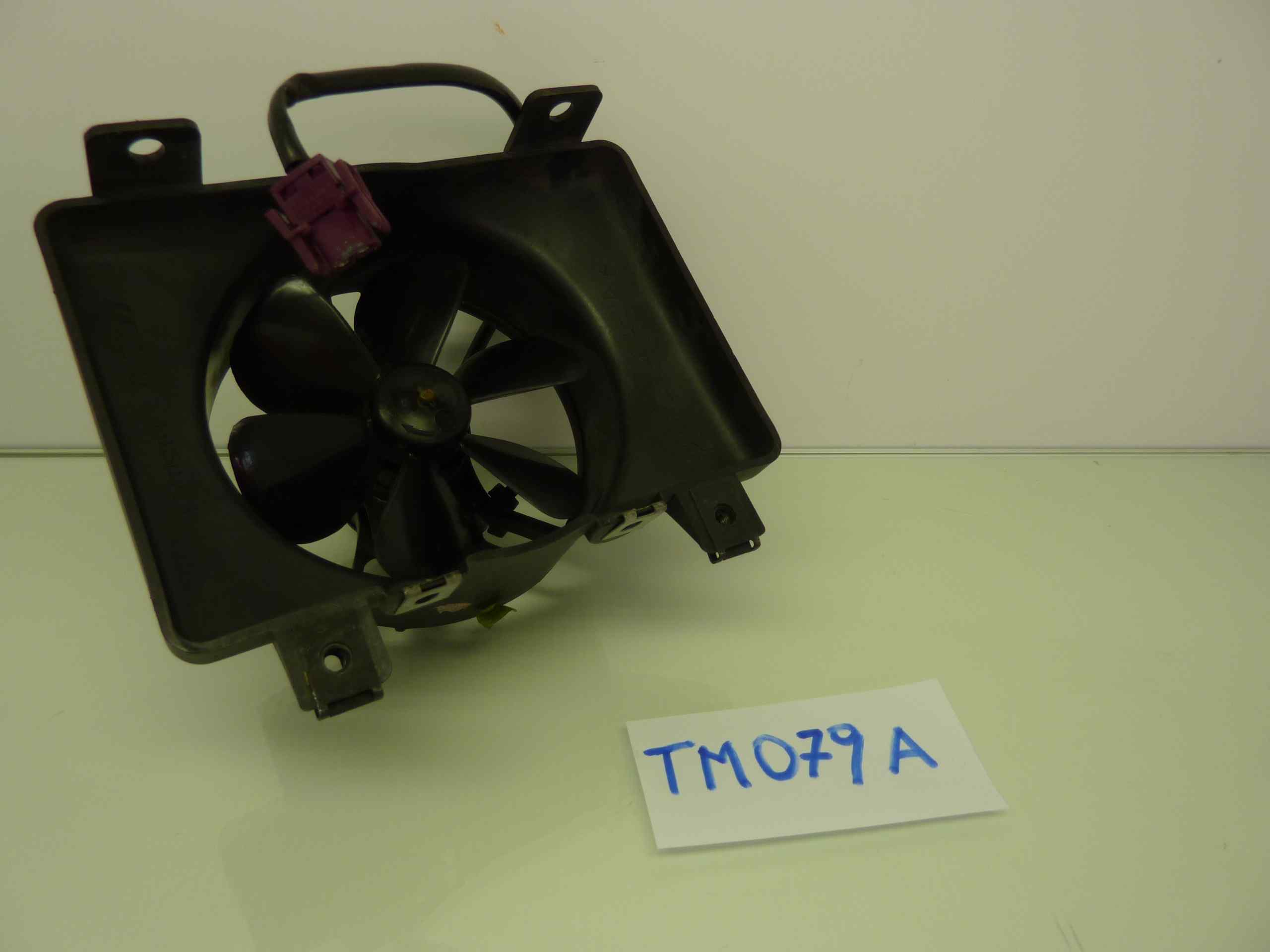 BMW C1 200 VENTOLA RAFFREDDAMENTO RADIATORE - immagine 4