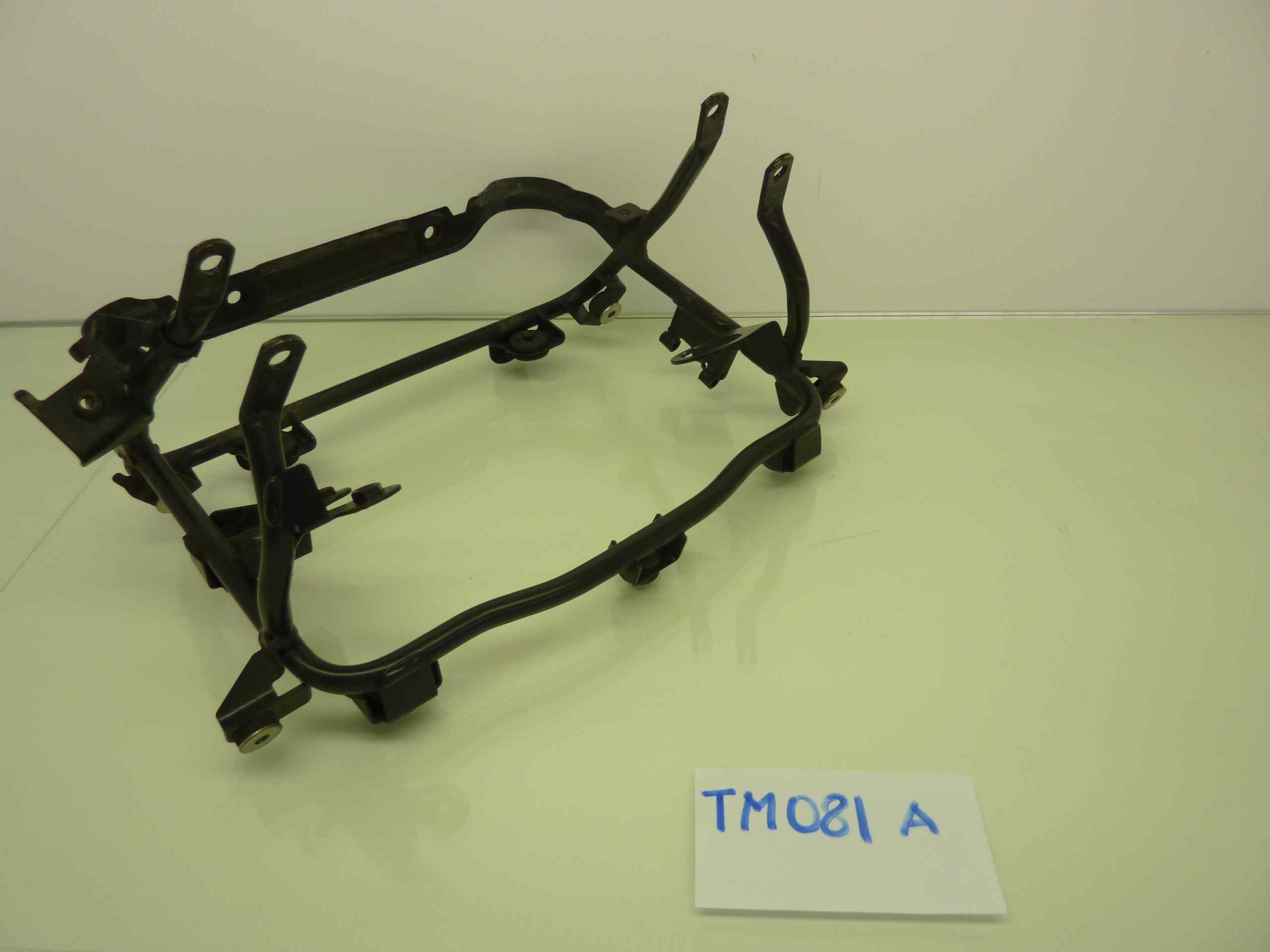 BMW C1 200 SUPPORTO TELAIO STAFFA RADIATORE VENTOLA FARO - immagine 4