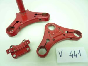 piastra sterzo moto ciclomotore epoca rossa interasse steli 137 diametro steli 27 diametro canotto 25 mm
