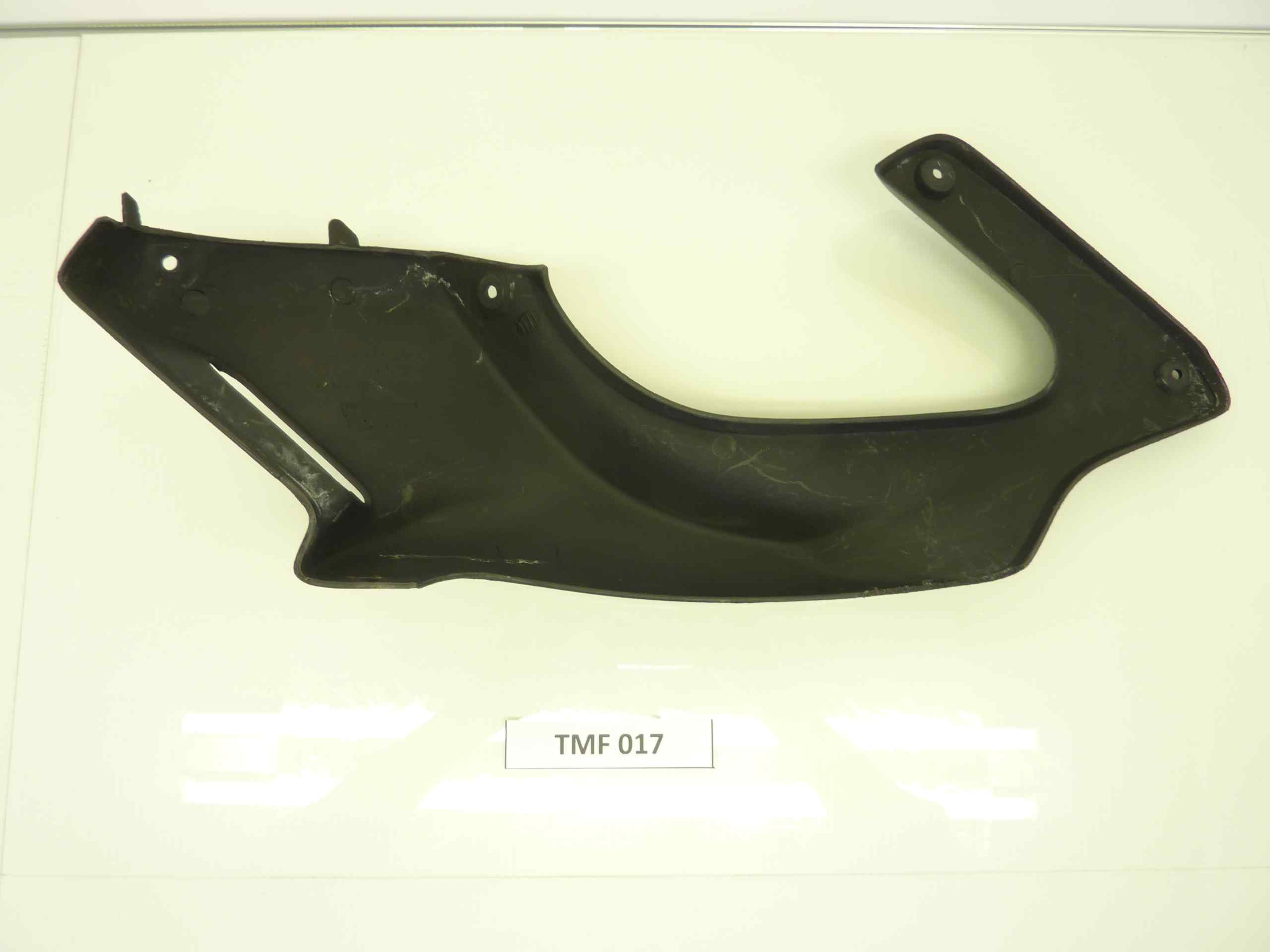 BMW F 650 mono fianchetto laterale destro anteriore plastica cod 46632346248 nero - immagine 3