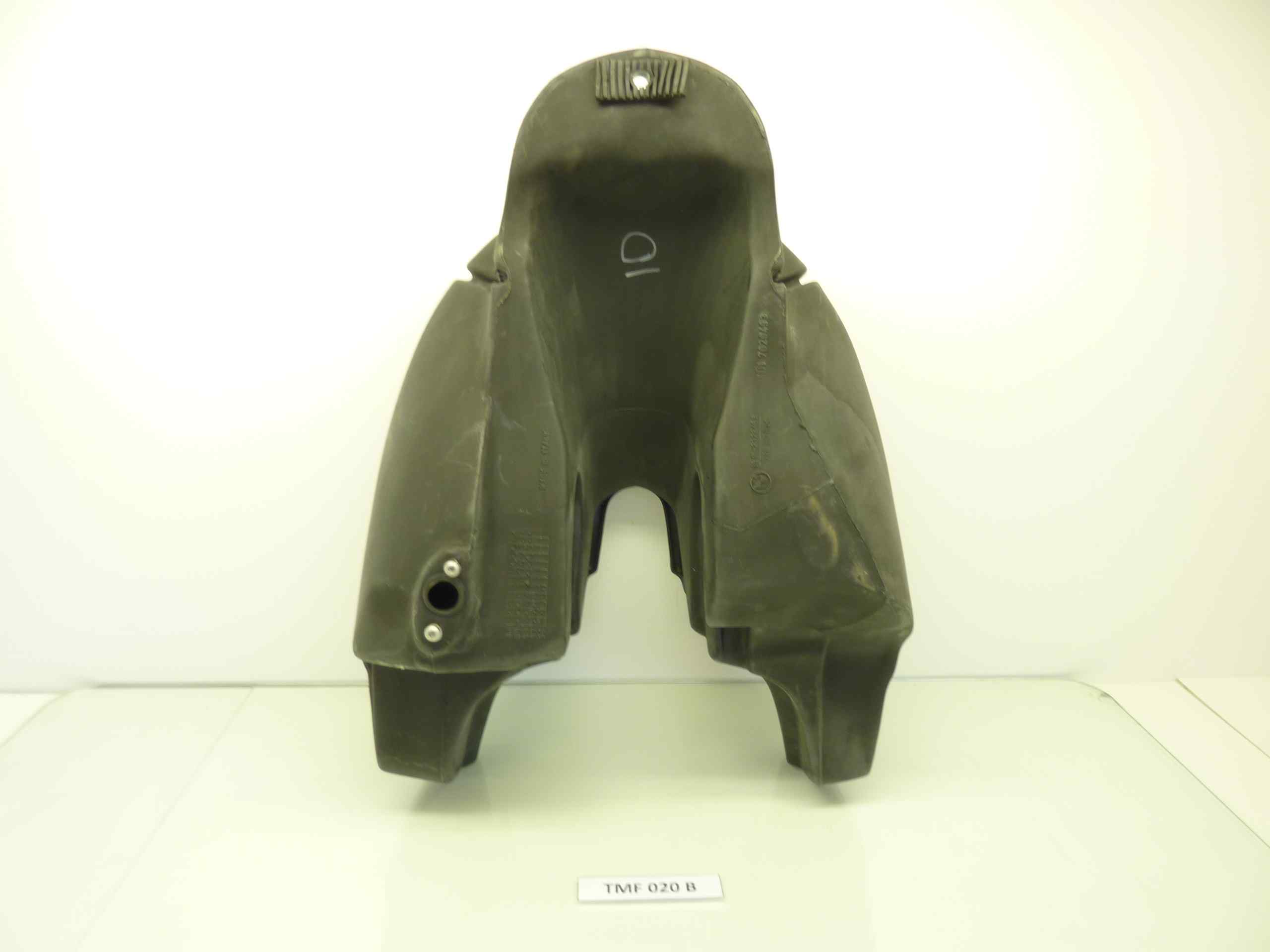 BMW F 650 mono serbatoio carburante benzina versione 93 carburatori cod 1611232848B 16112346012 - immagine 2
