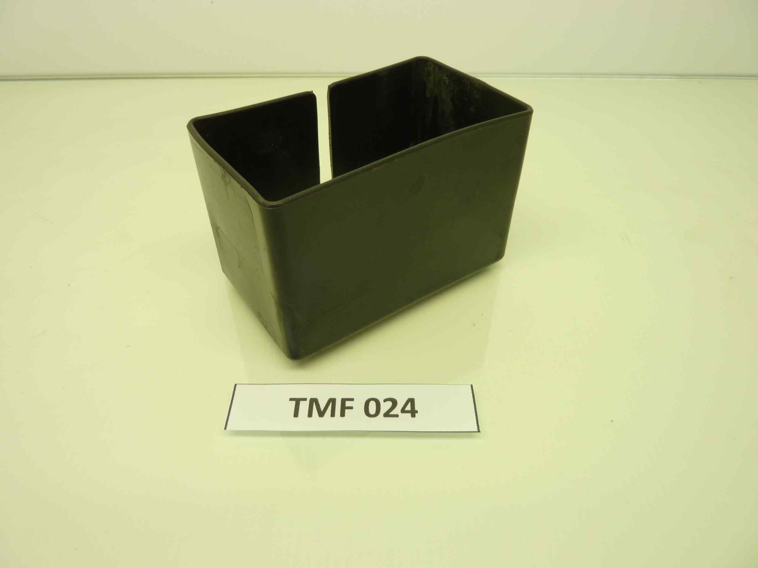 BMW F 650 mono vasca porta batteria cod 61212346402 - immagine 3