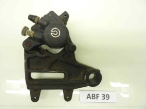 BMW F 650 mono traversa centrale chiusura serbatoio radiatore cod 46632346015