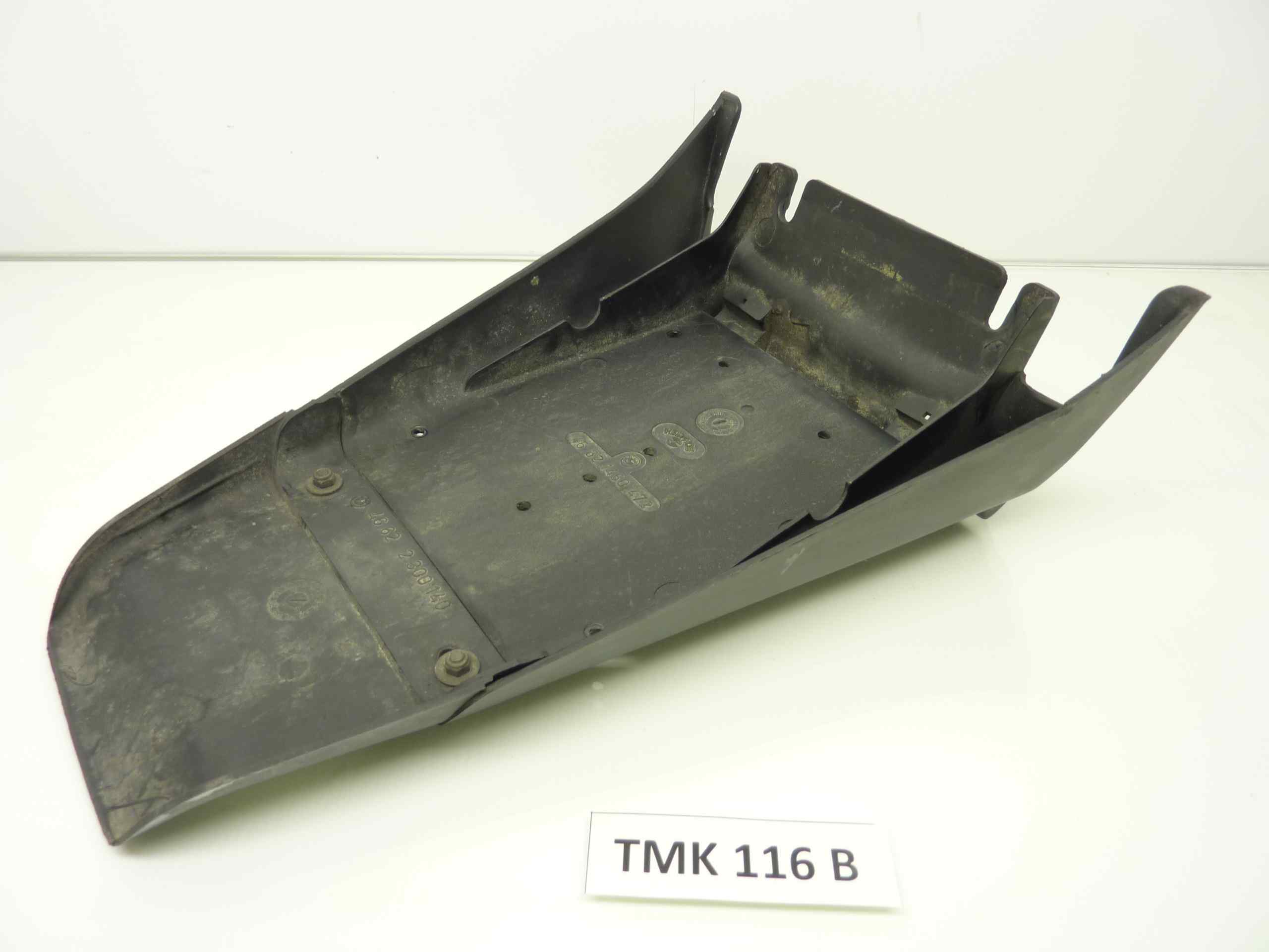 BMW K tutti modelli 84-96 parafango porta targa cod 46621450472 con paraspruzzi cod 2308544 - immagine 2