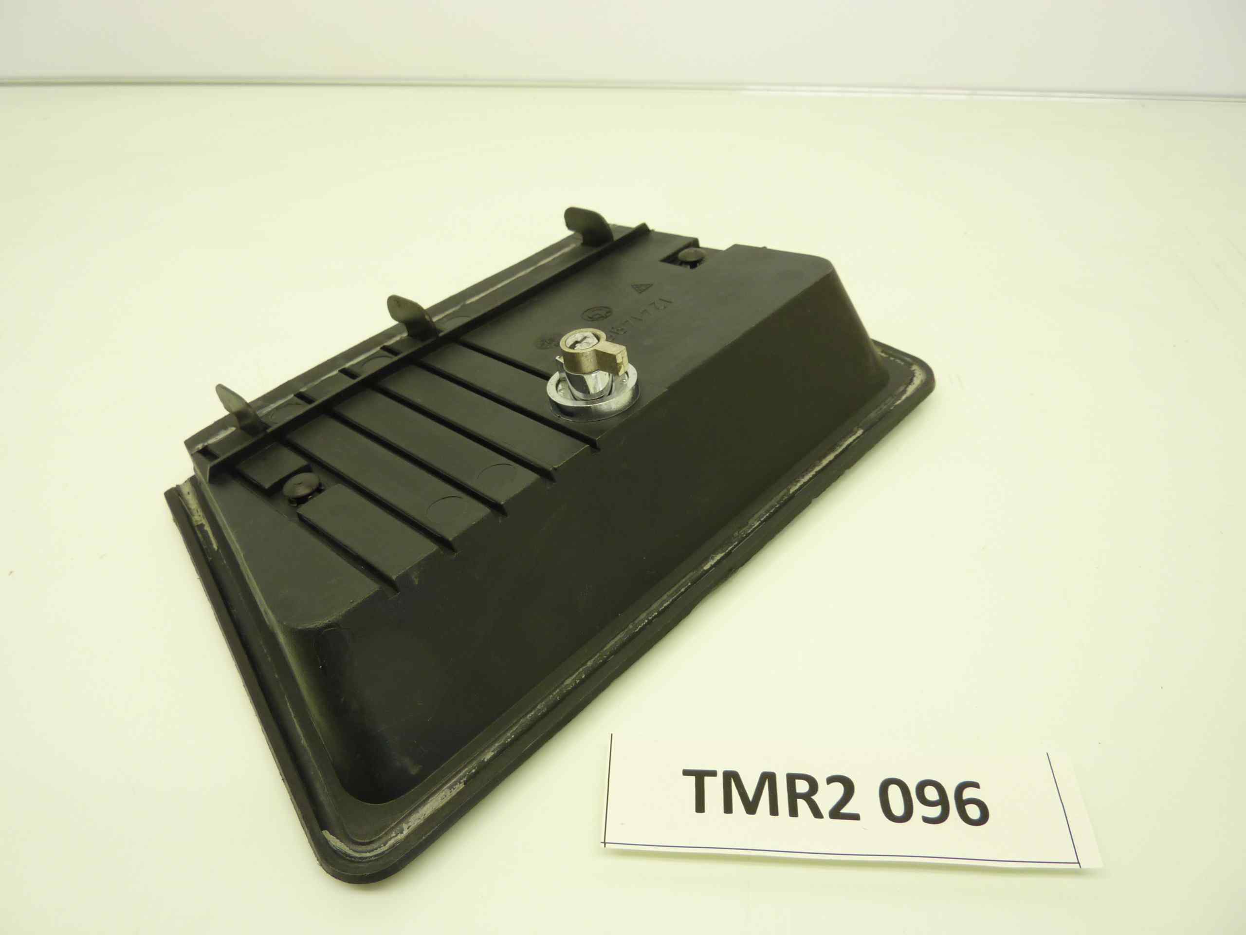 BMW R 100 RS RT coperchio cassetto sinistro cod 46631455435 - immagine 2