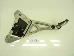 Yamaha FJ 1100 84 staffa pedane sinistra cod 36Y00Y-1L