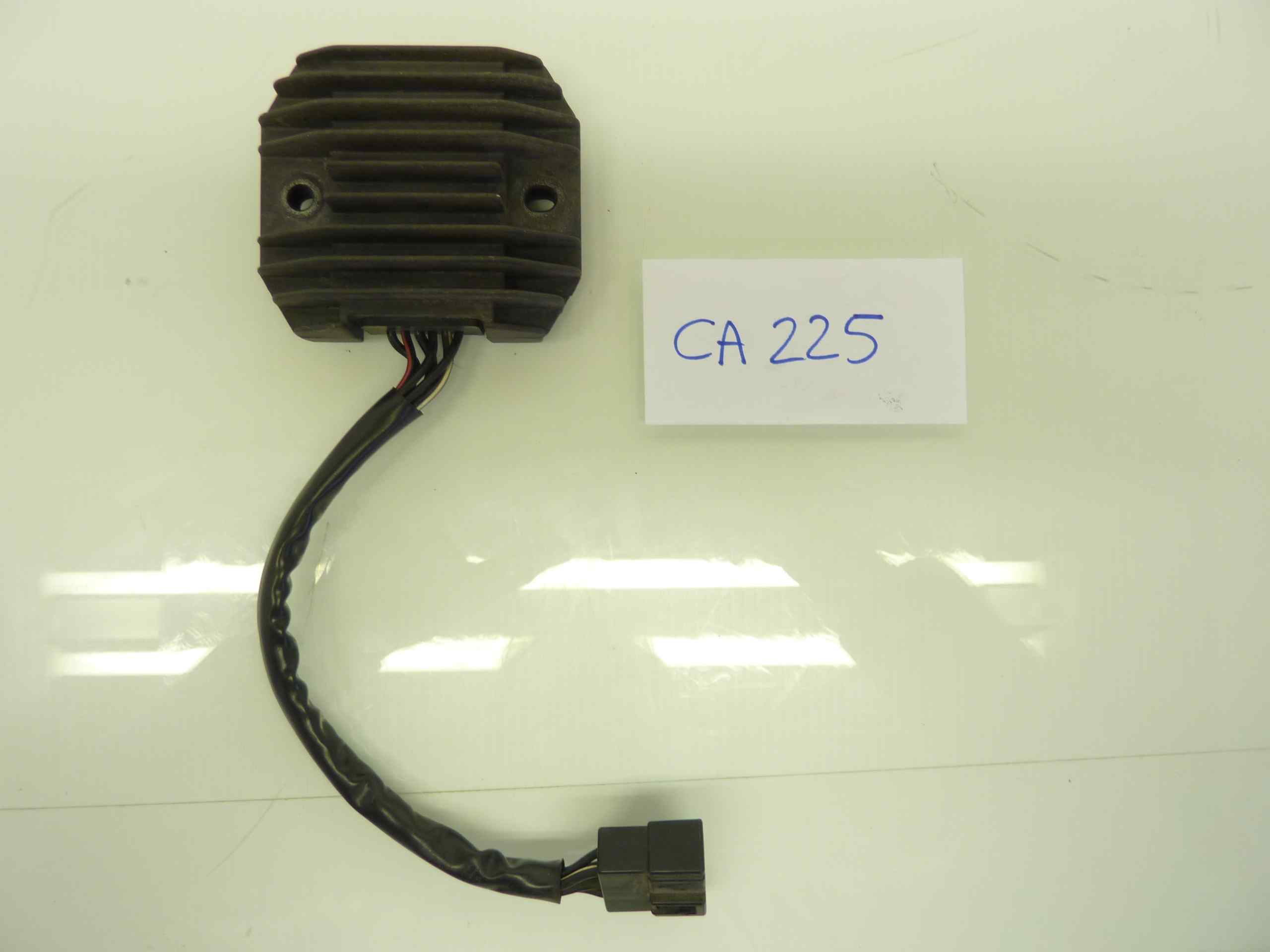 KAWASAKI NINJA ZX6R 98 99 regolatore di tensione SH 650-12