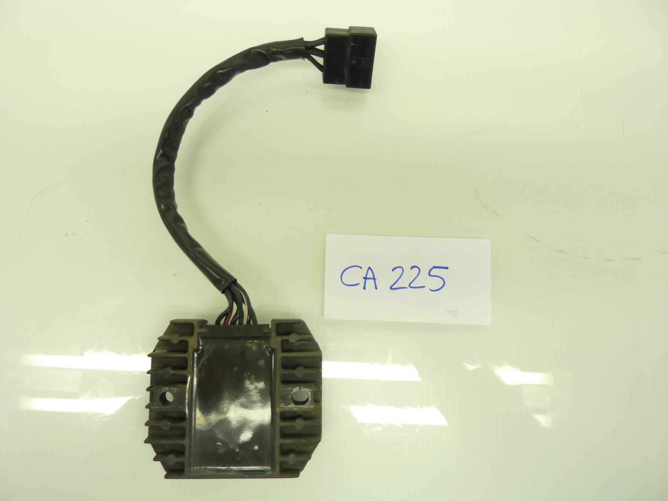 KAWASAKI NINJA ZX6R 98 99 regolatore di tensione SH 650-12 - immagine 3