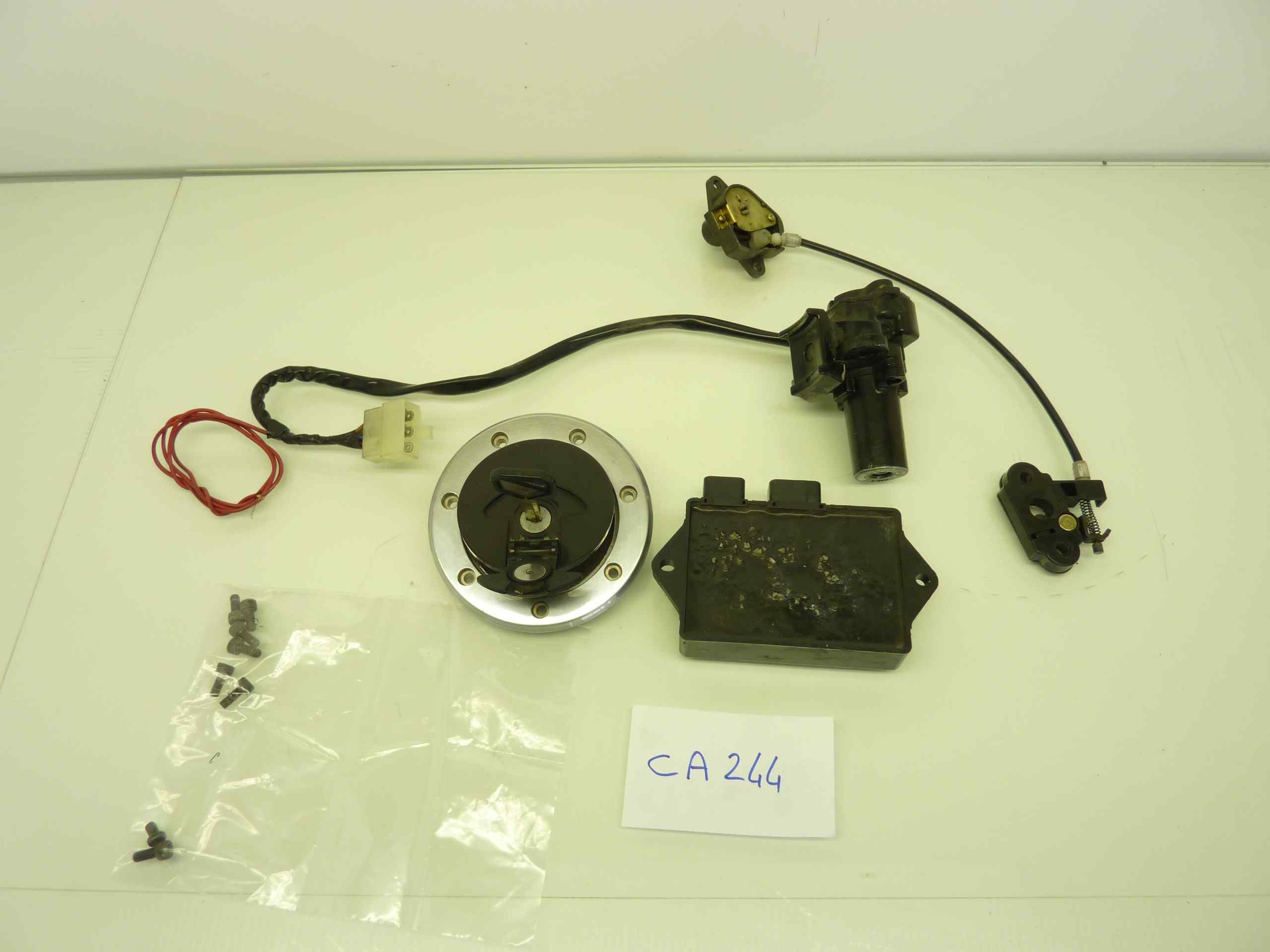 KAWASAKI NINJA ZX6R 98 99 kit blocchetto accensione serratura sottosella centralina centralina 21119-1513 J4T09071 9304 con chiave - immagine 3