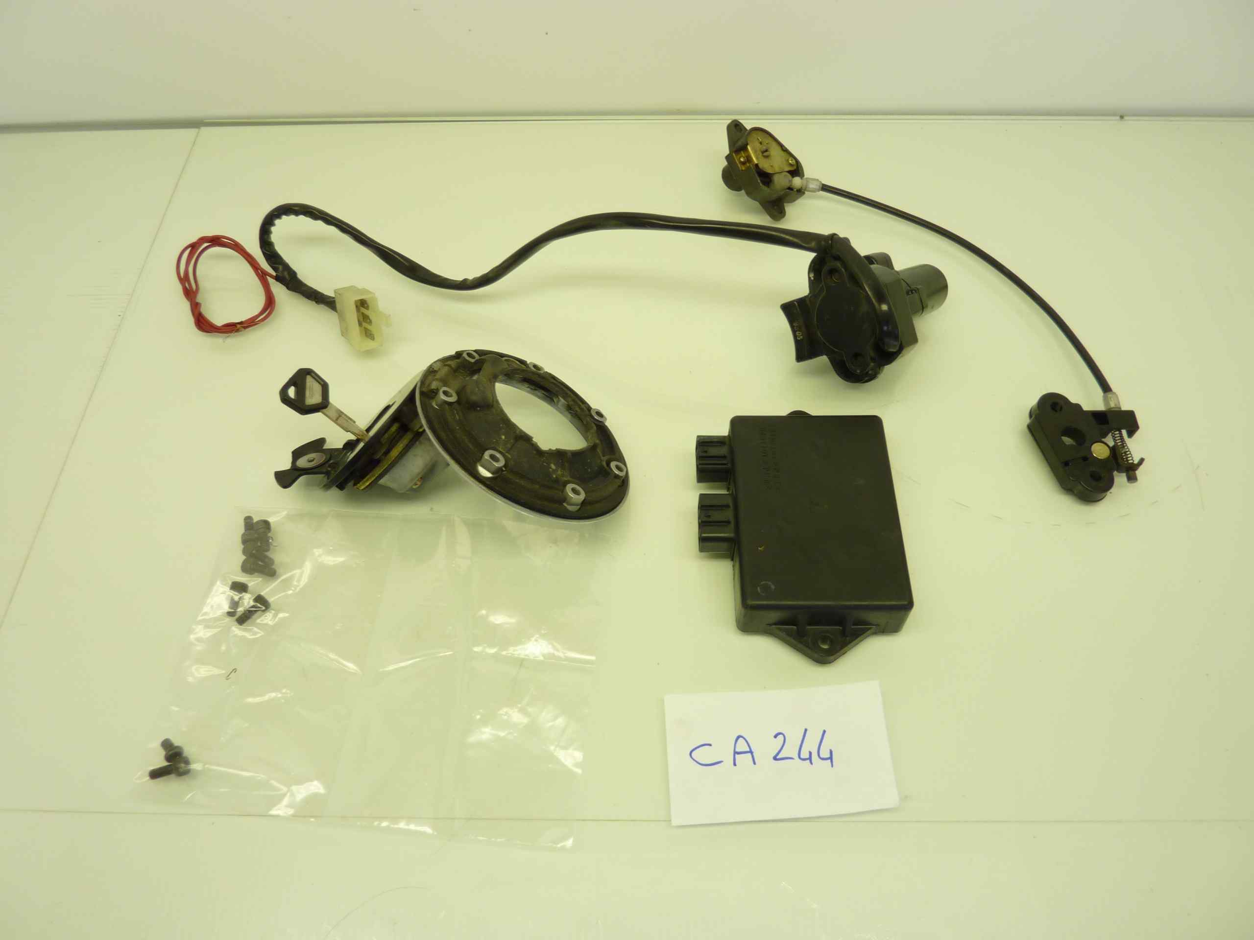KAWASAKI NINJA ZX6R 98 99 kit blocchetto accensione serratura sottosella centralina centralina 21119-1513 J4T09071 9304 con chiave - immagine 4