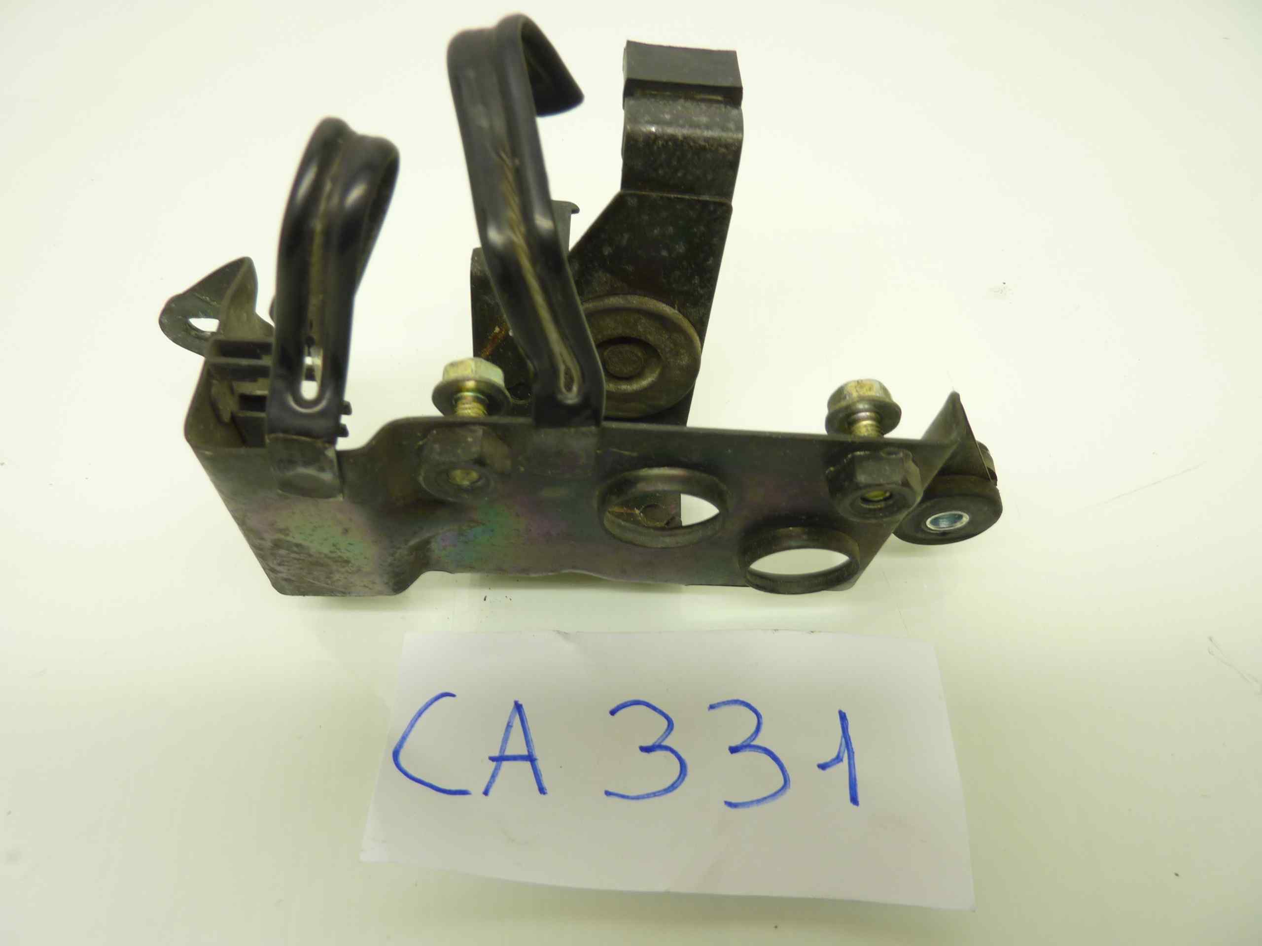 Honda CX 500 staffa regolatore tensione - immagine 2