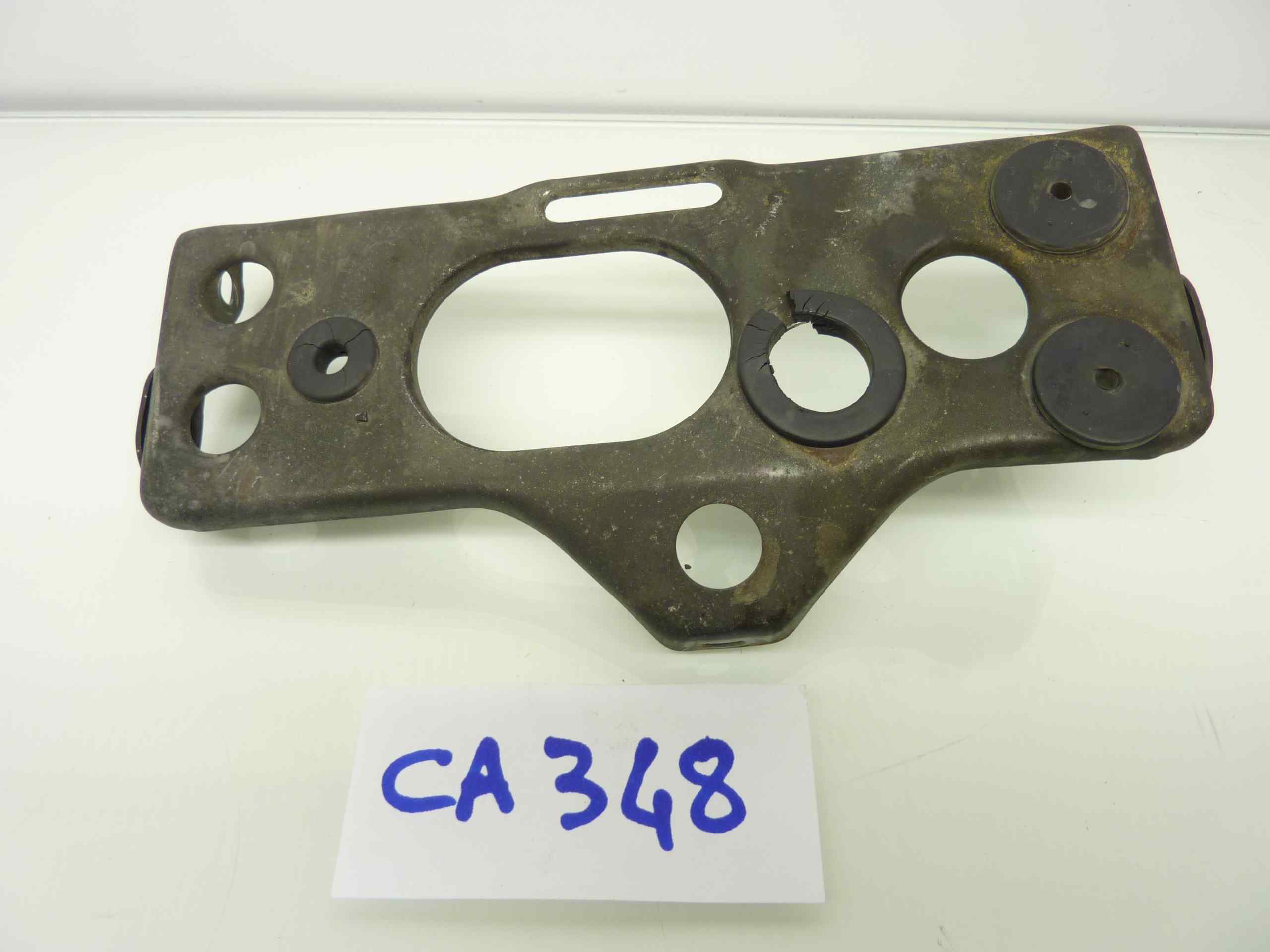 Honda CX 500 staffa airbox - immagine 3