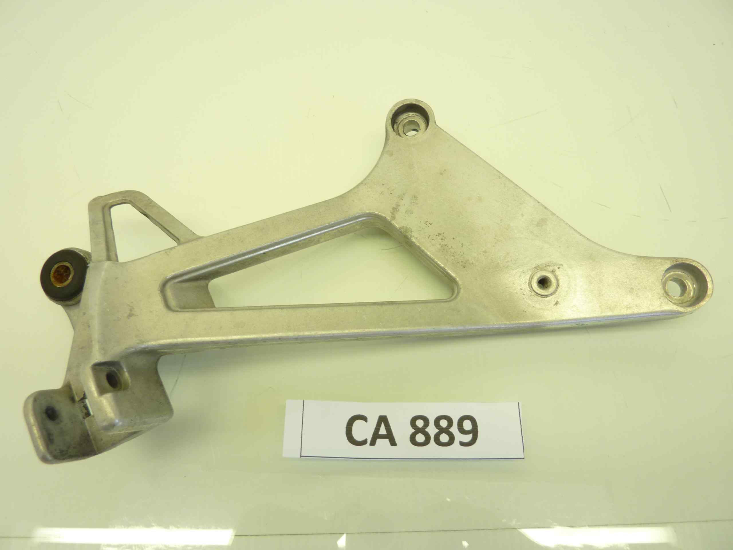 HONDA VFR 750 F 90-93 staffa pedalino posteriore MT4P RK-1 destro