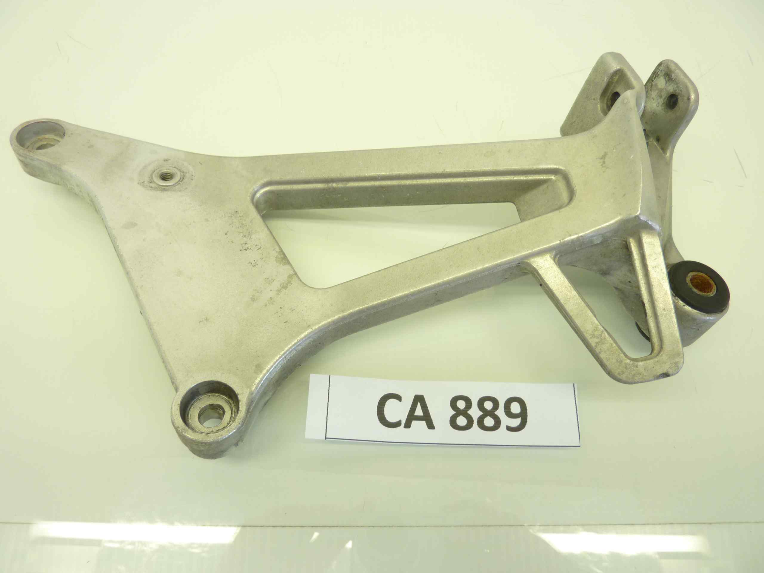 HONDA VFR 750 F 90-93 staffa pedalino posteriore MT4P RK-1 destro - immagine 2