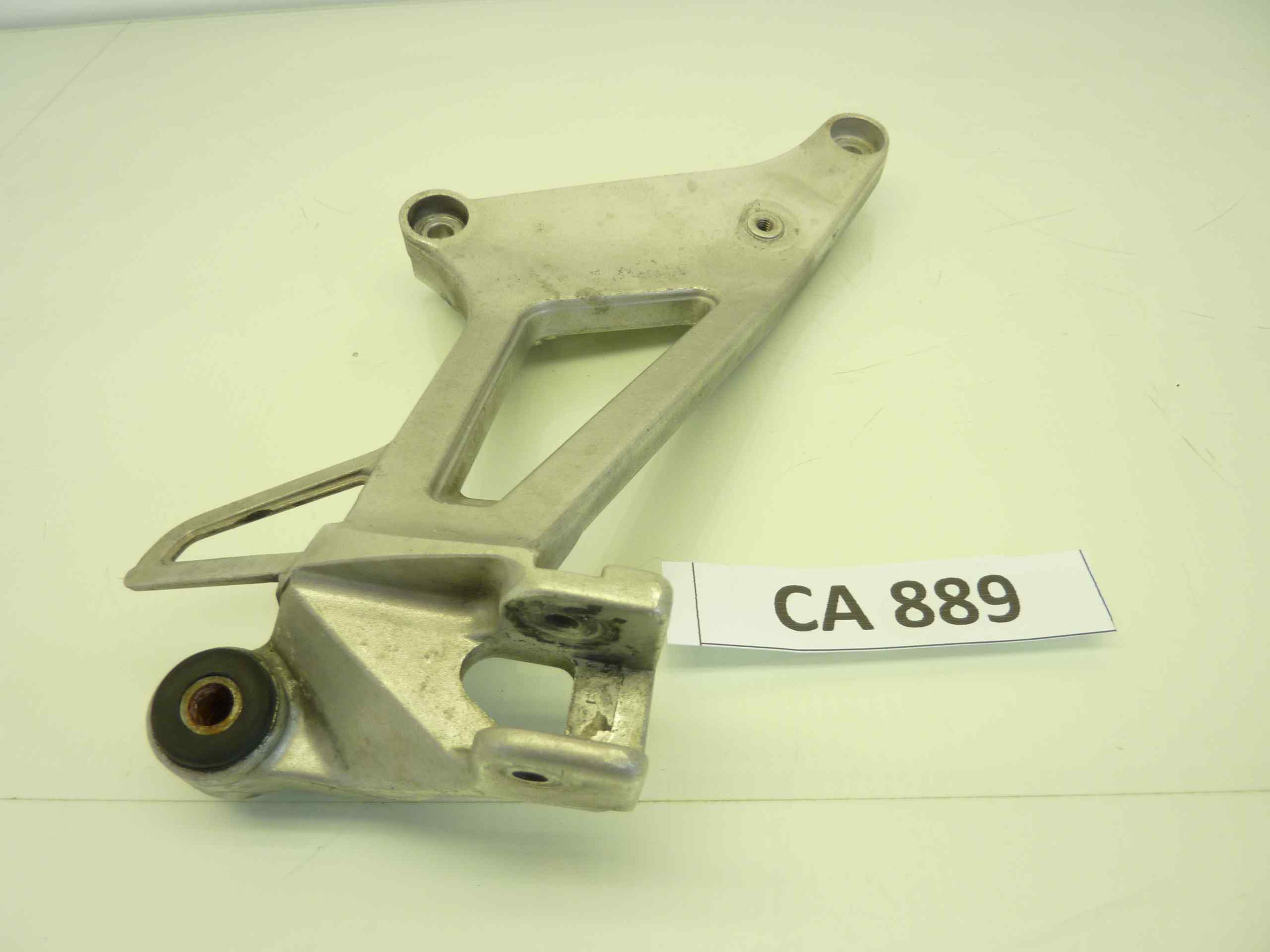 HONDA VFR 750 F 90-93 staffa pedalino posteriore MT4P RK-1 destro - immagine 4
