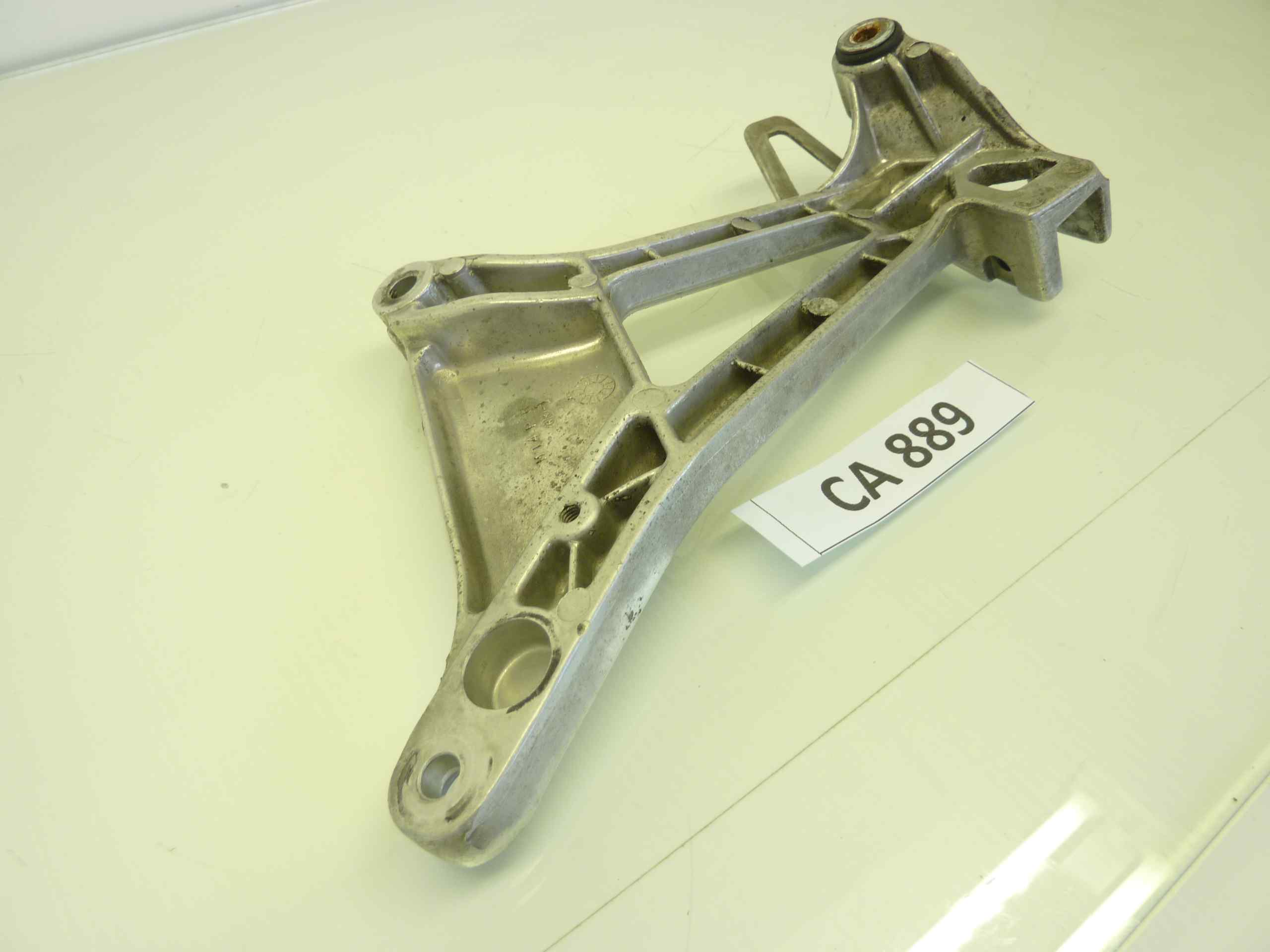 HONDA VFR 750 F 90-93 staffa pedalino posteriore MT4P RK-1 destro - immagine 8