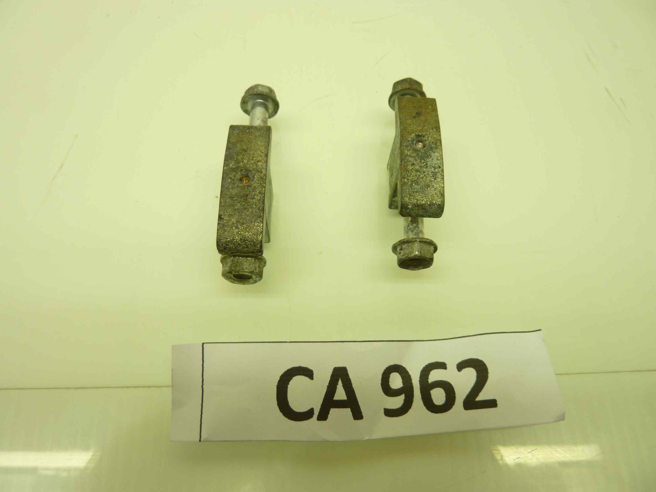 HONDA CBX 550 F F2 82-86 tappi finali forcella posteriore - immagine 3