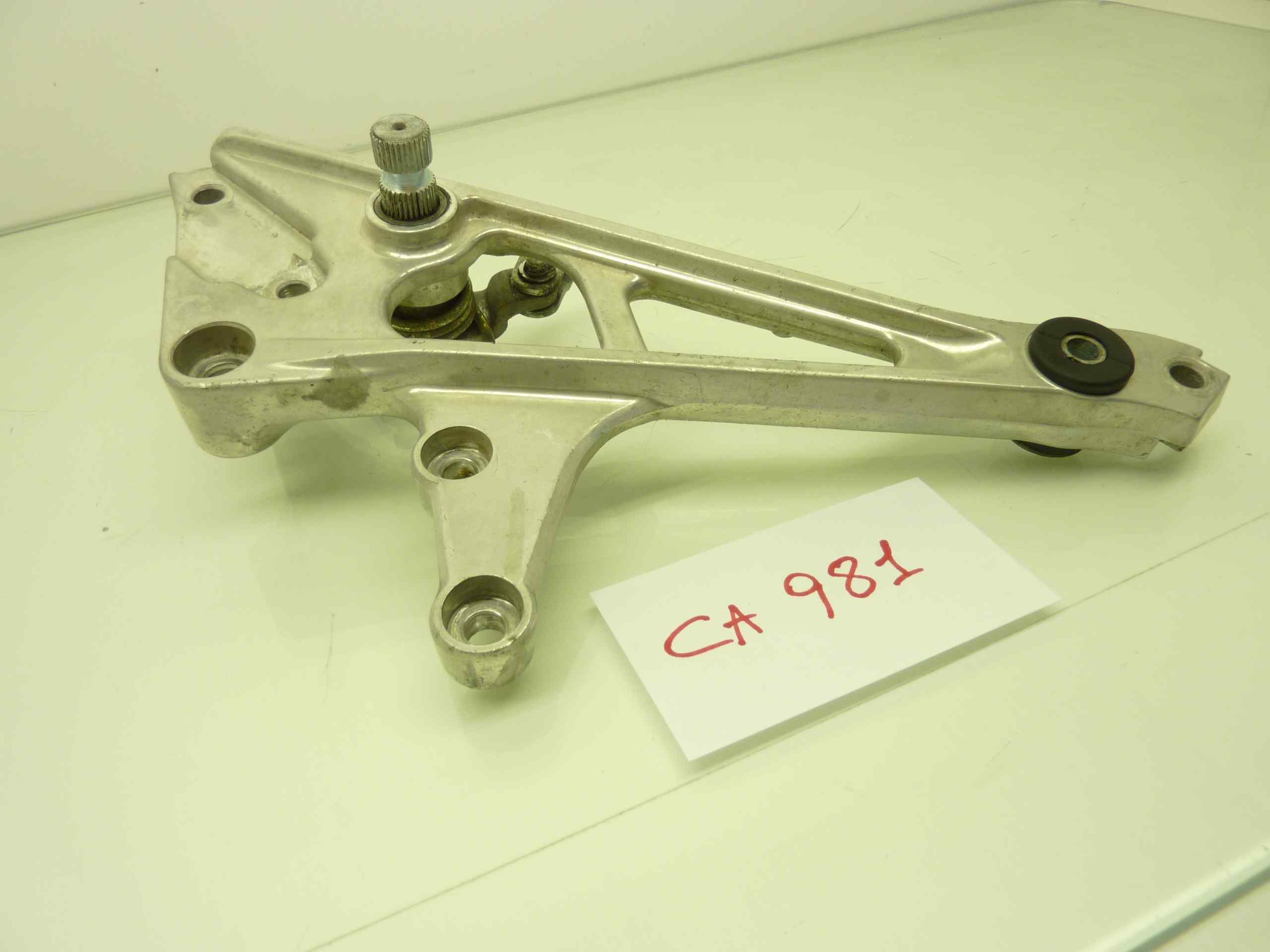 HONDA CBX 550 F F2 82-86 staffa pedalini poggiapiedi destra MA6-R - immagine 3