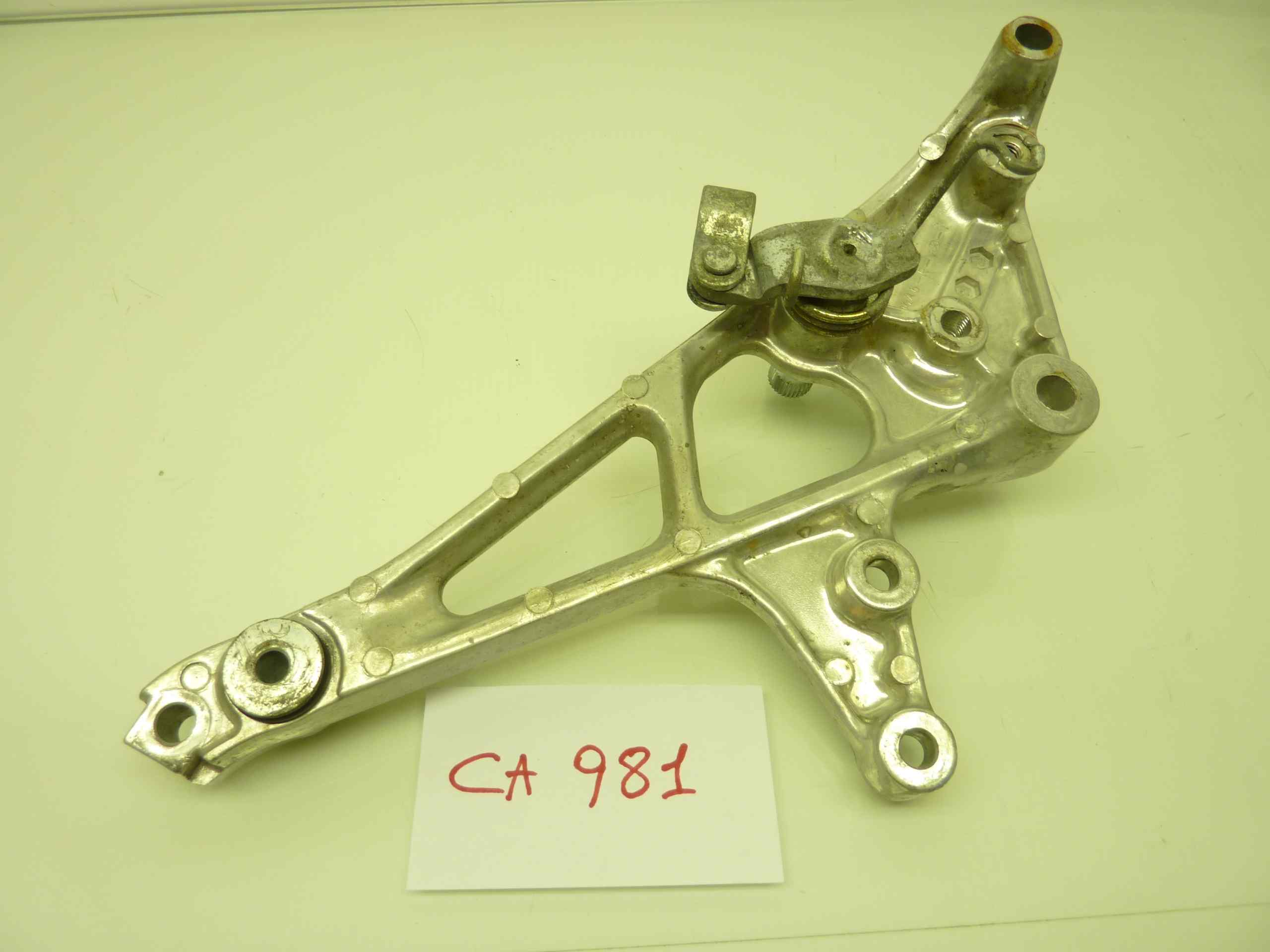 HONDA CBX 550 F F2 82-86 staffa pedalini poggiapiedi destra MA6-R - immagine 4