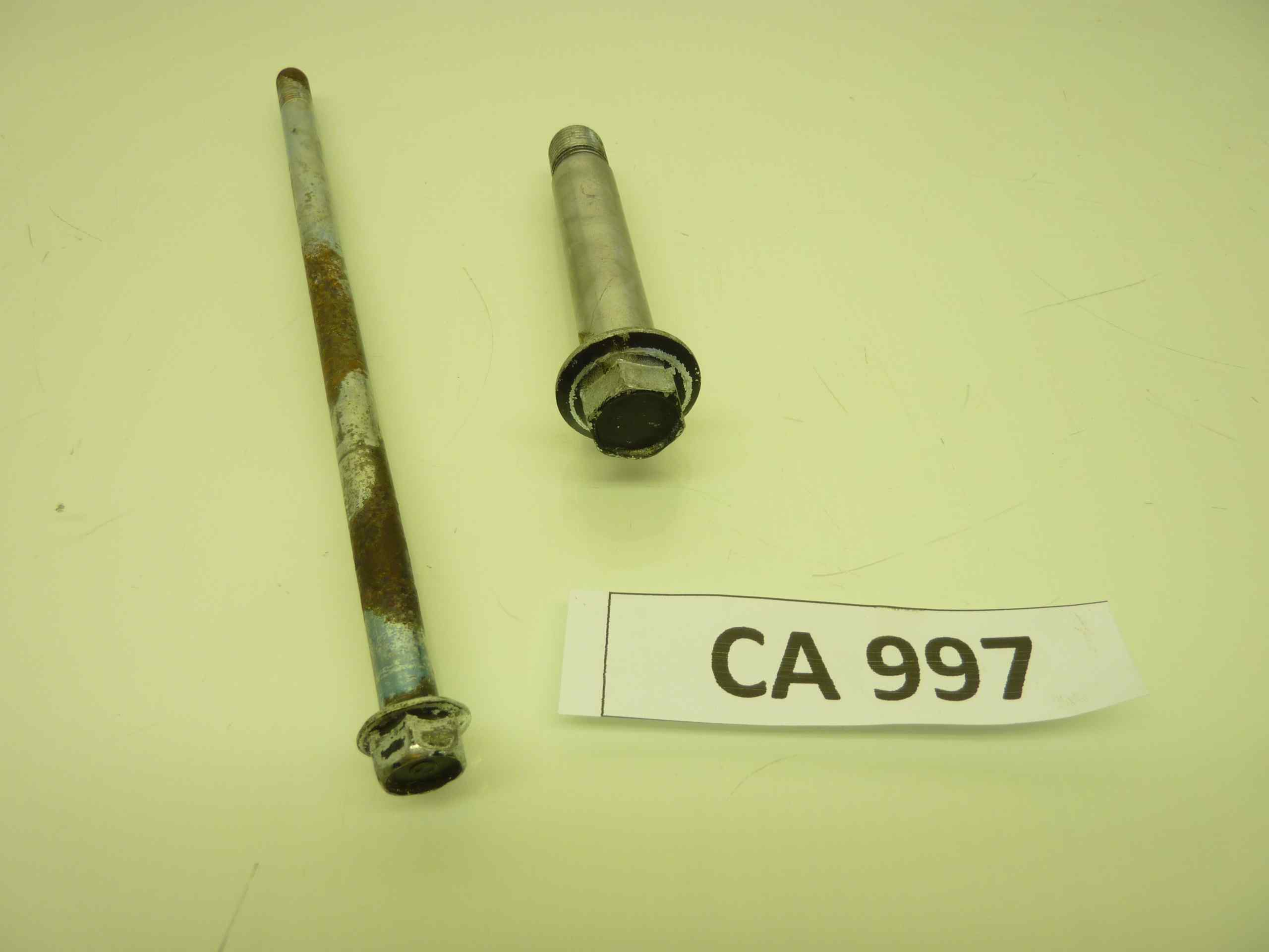 HONDA CBX 550 F F2 82-86 perni motore - immagine 2