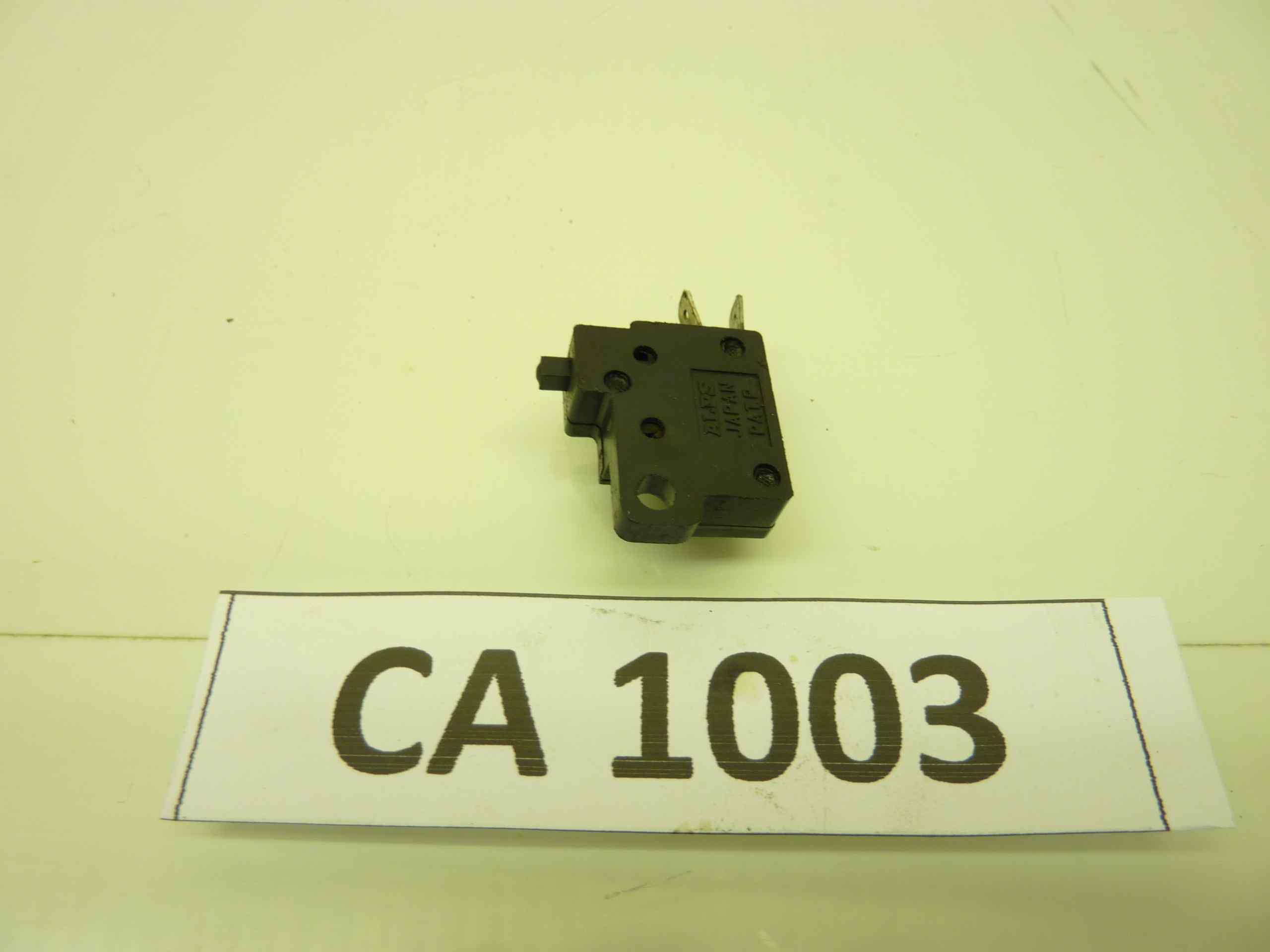 HONDA CBX 550 F F2 82-86 interruttore sensore freno anteriore - immagine 2