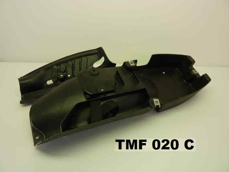 BMW F 650 mono sottosella passaruota attrezzi cod 46622346256