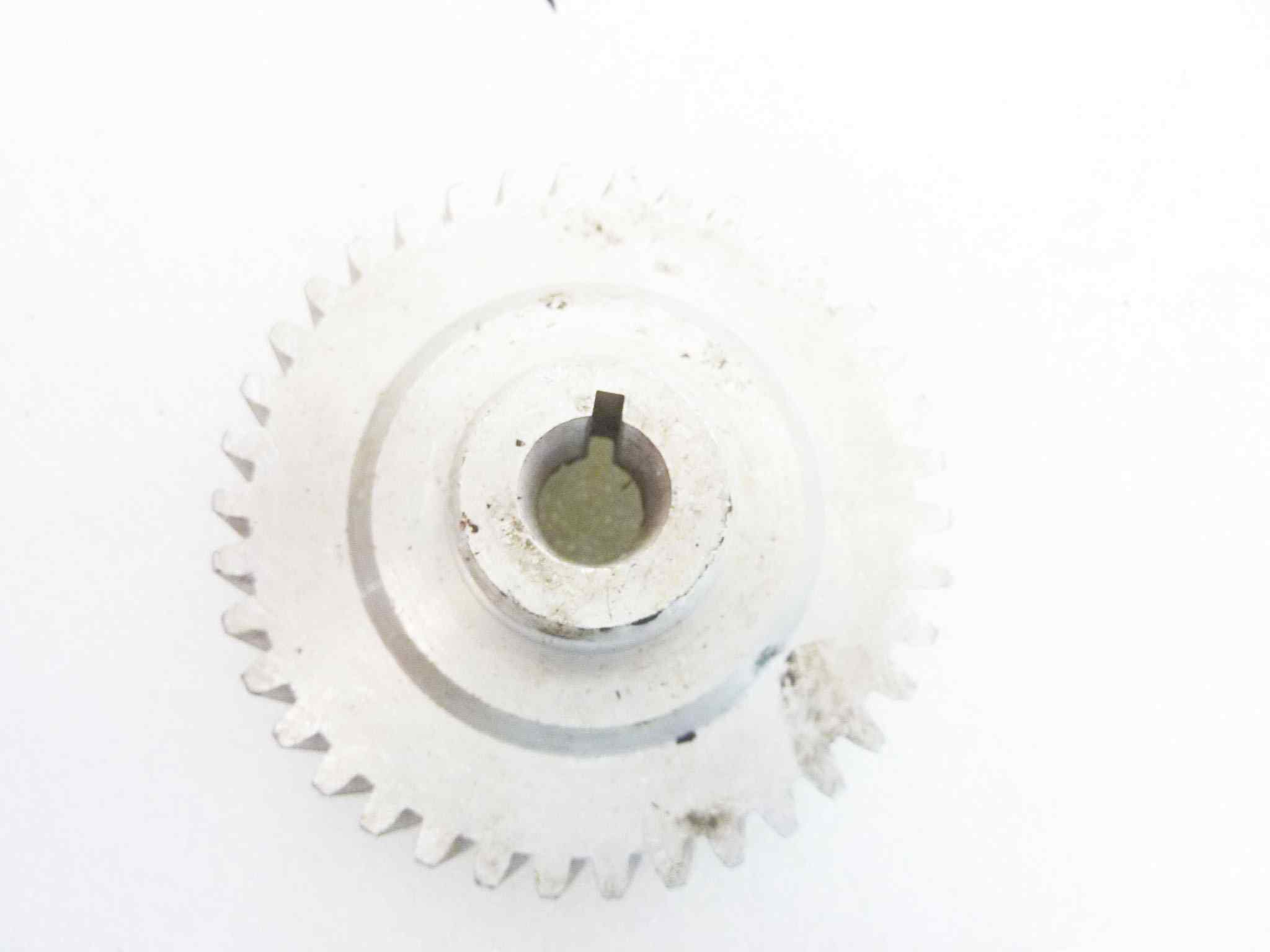 Ingranaggio dinamo Guzzi Astore Falcone Superalce 38 denti nuovo fondo di magazzino - immagine 3